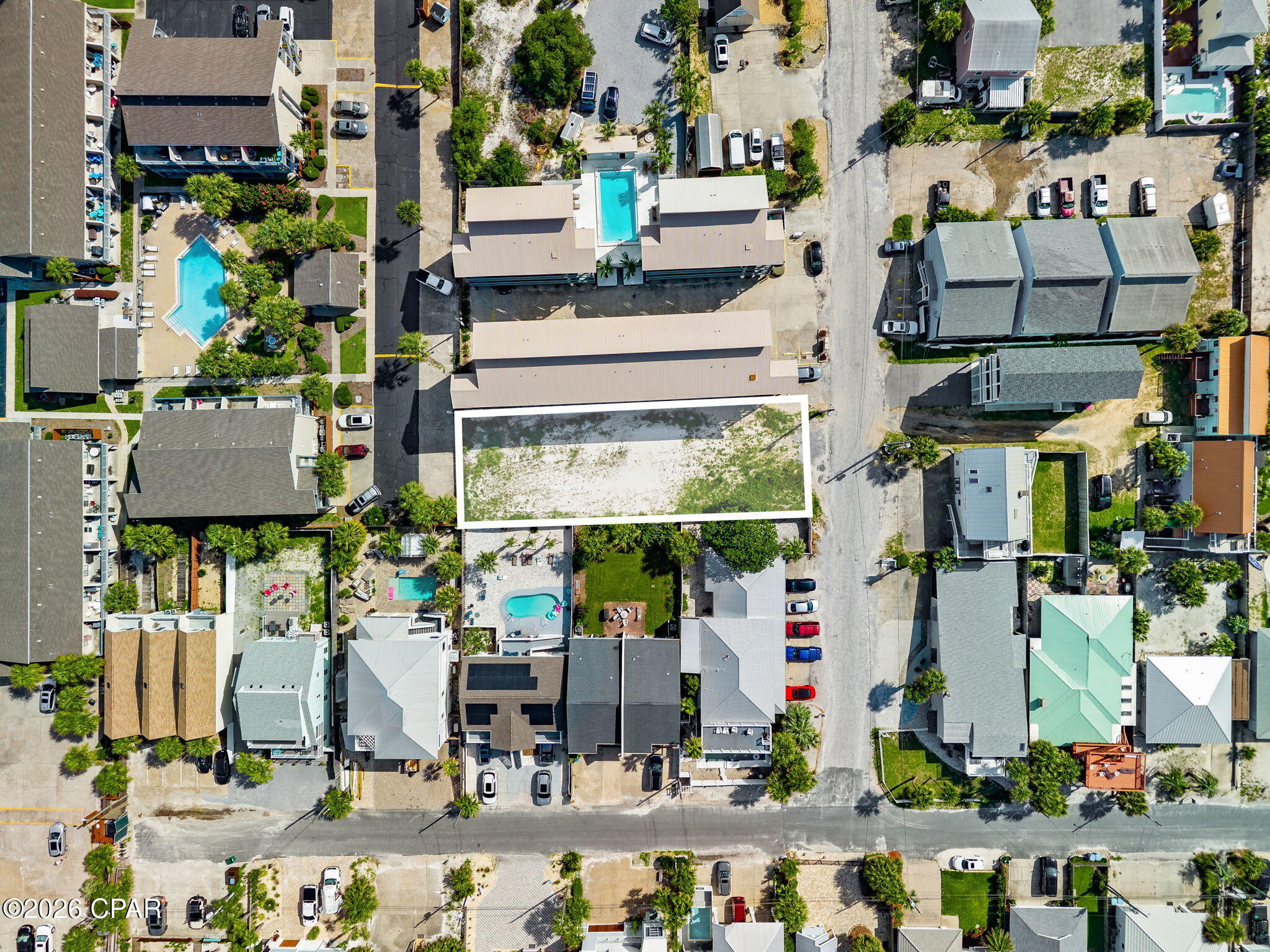 main property photo 11