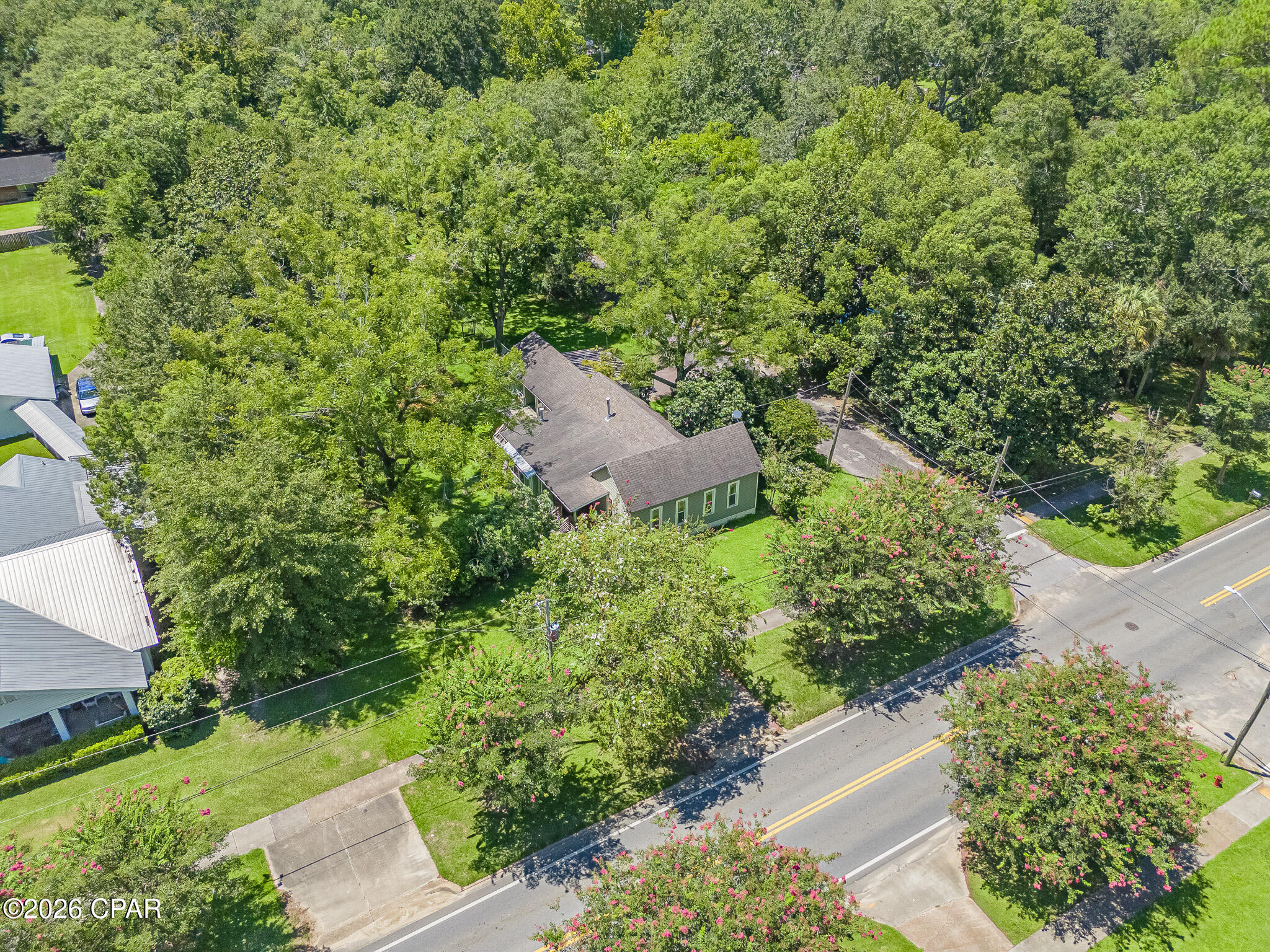 main property photo 34