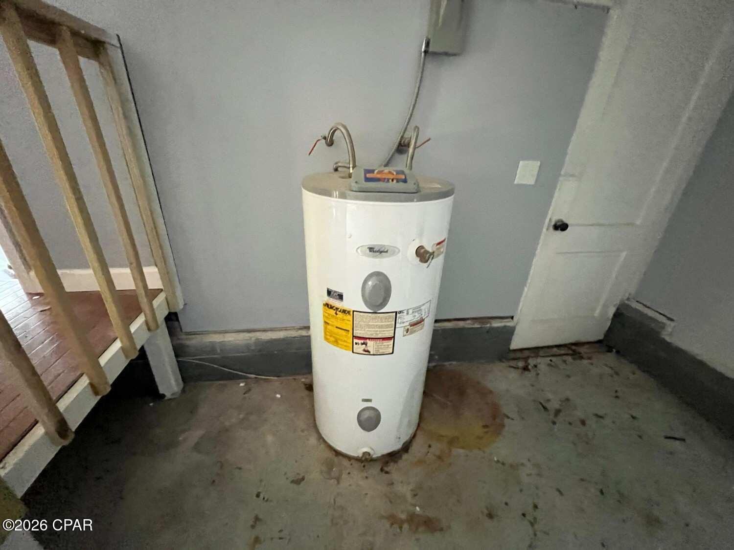 main property photo 11