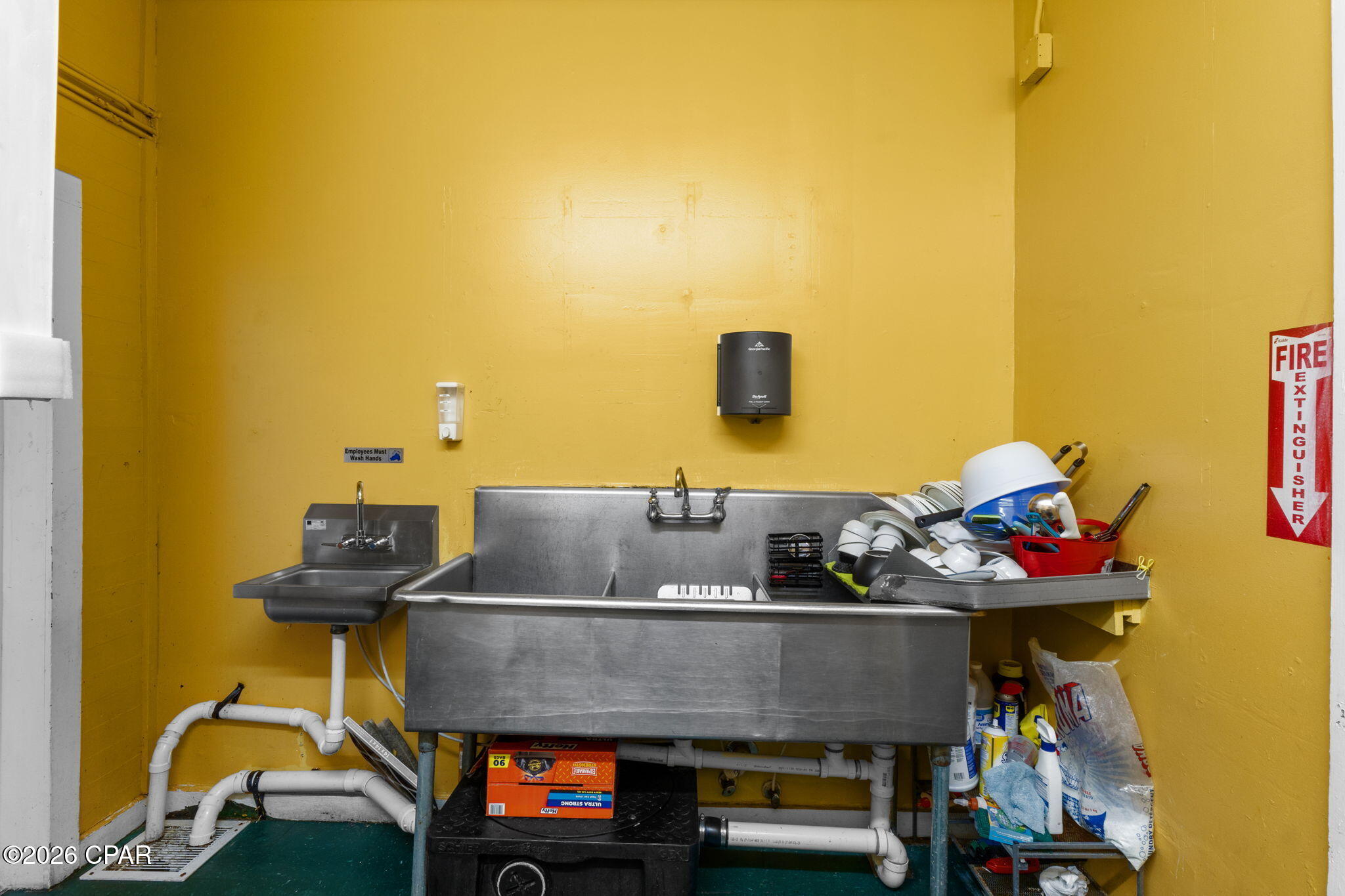 main property photo 35