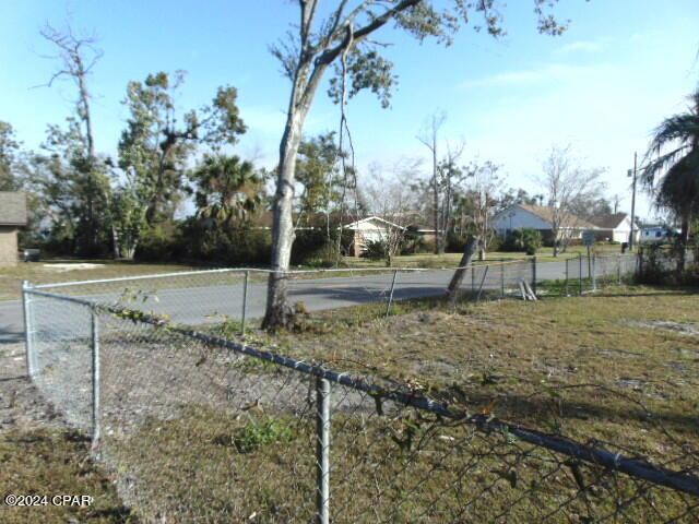 main property photo 27