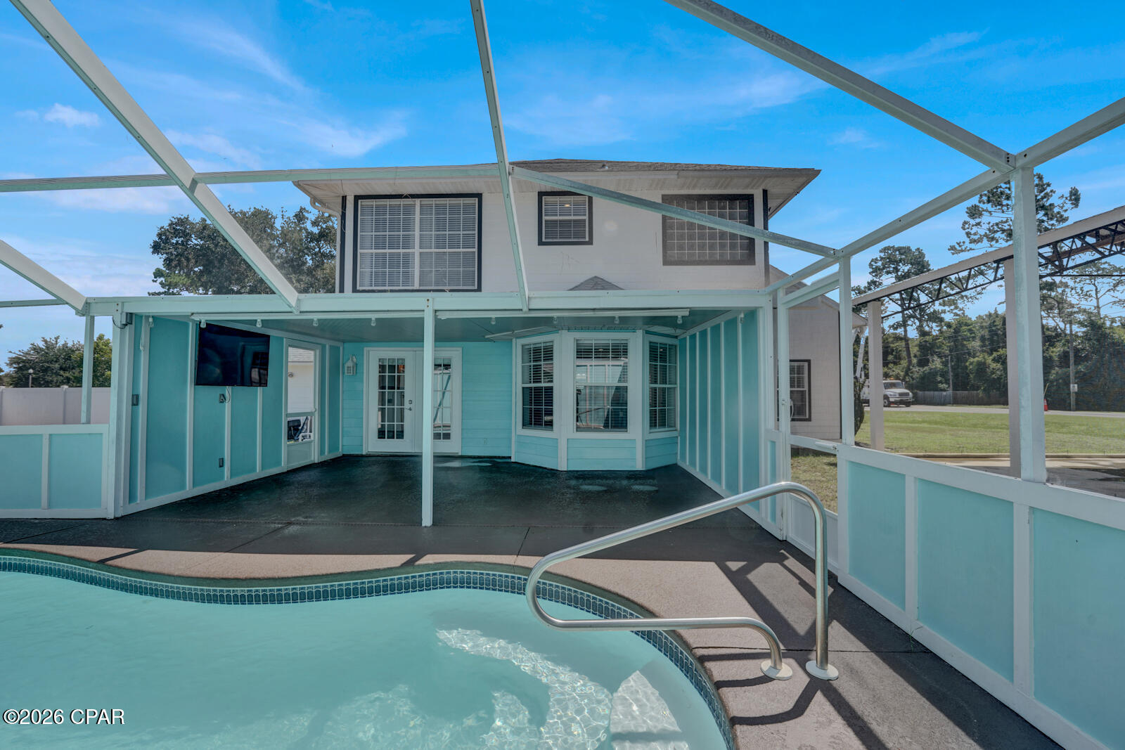 main property photo 9