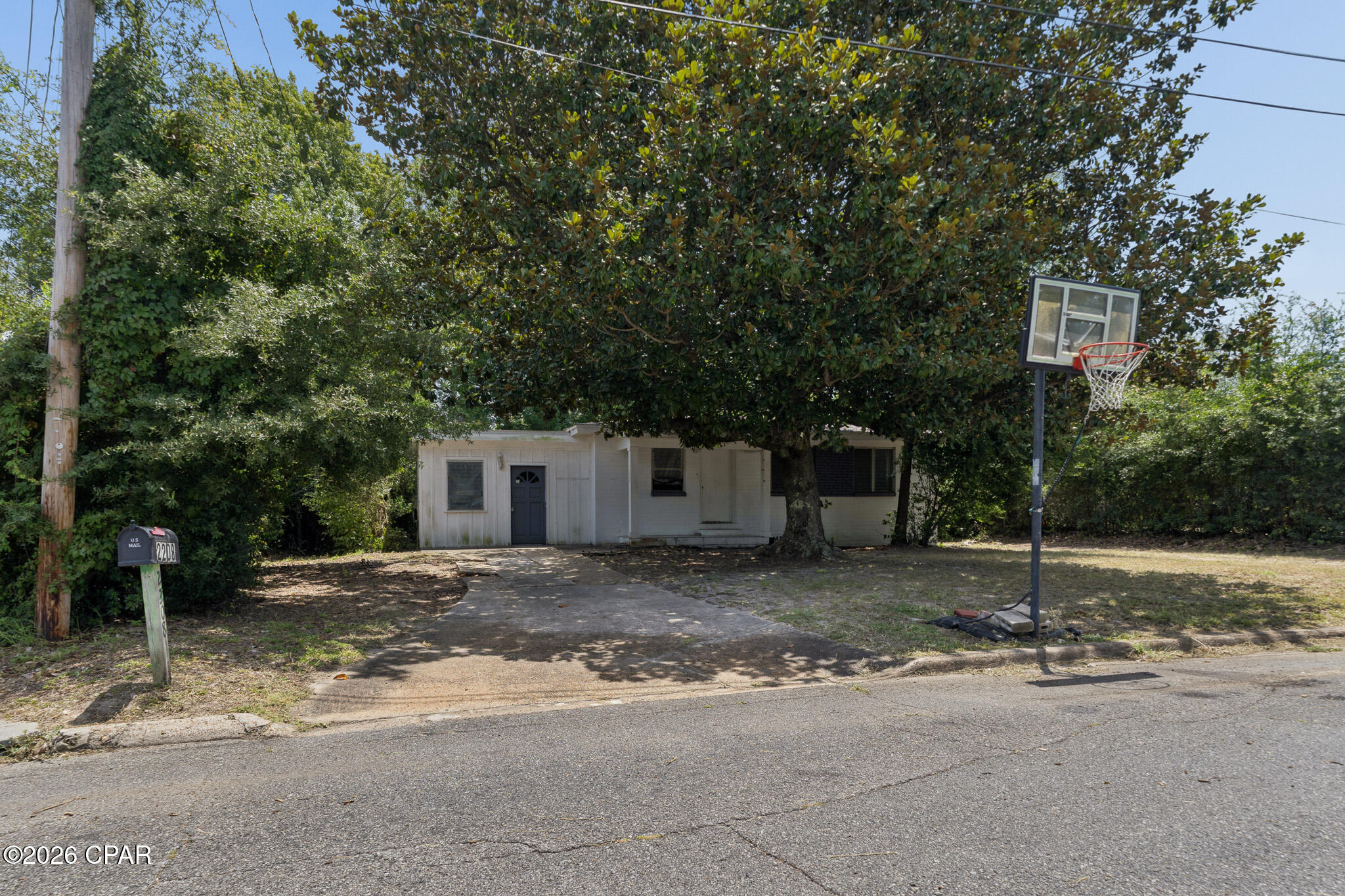 main property photo 27