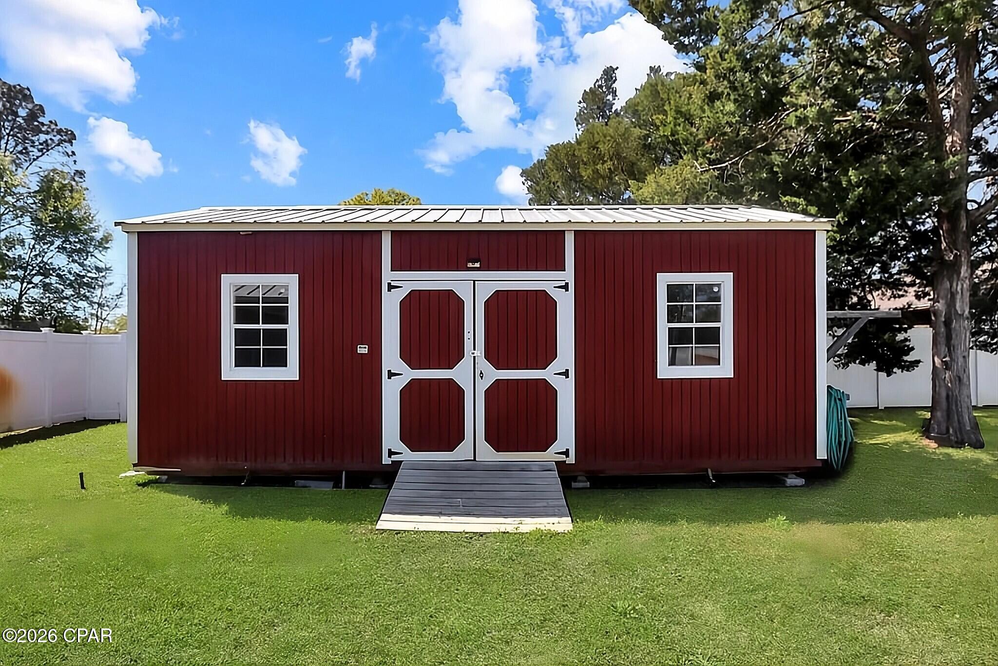 main property photo 22