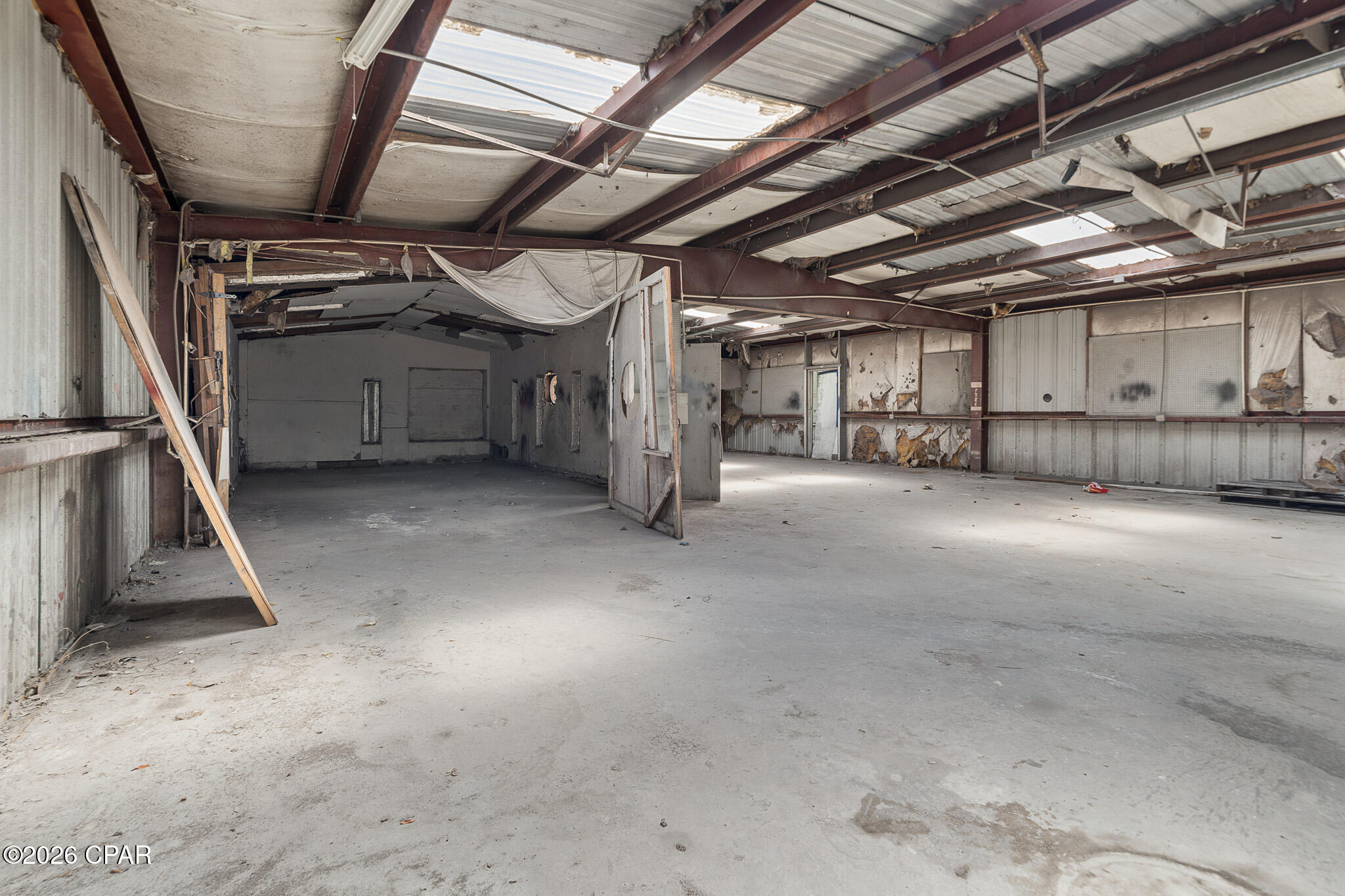 main property photo 10