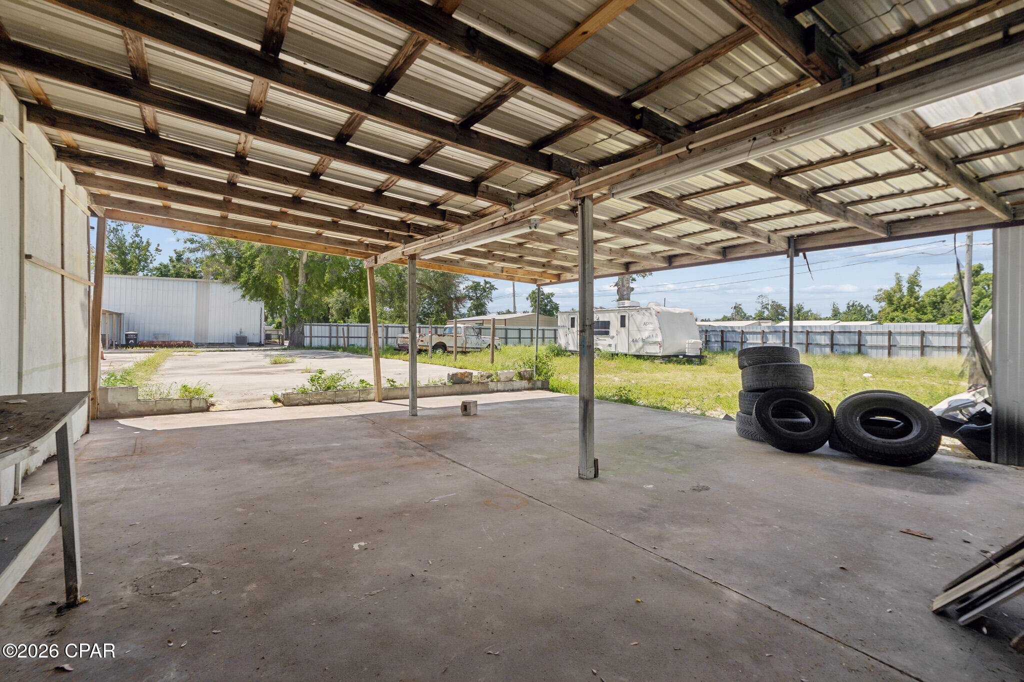main property photo 18
