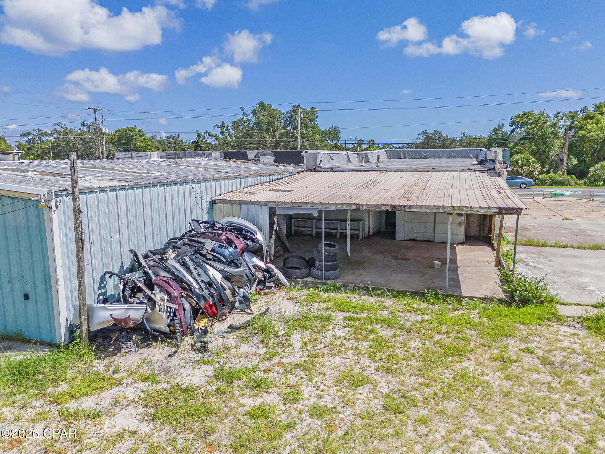 main property photo 29