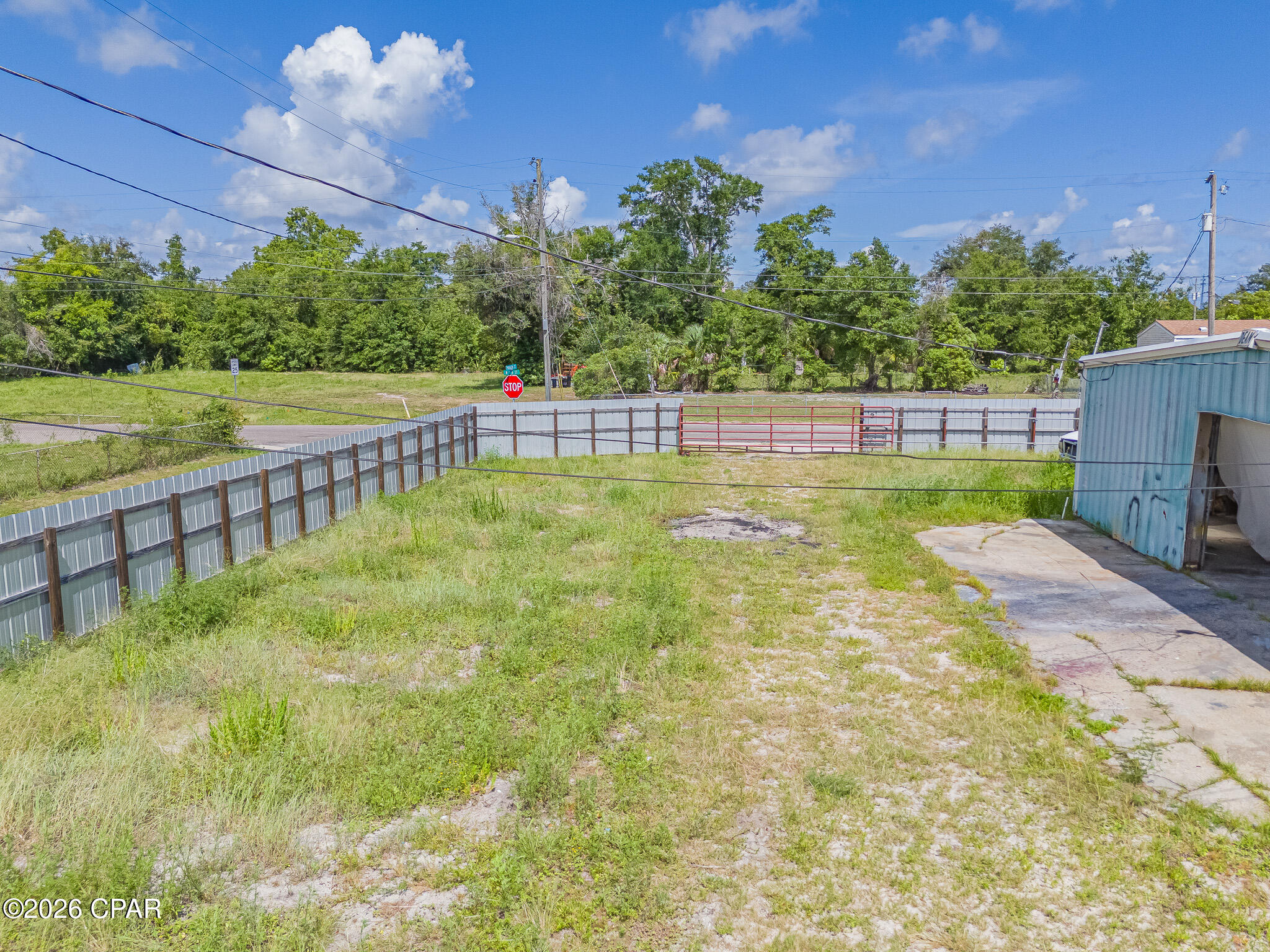 main property photo 30