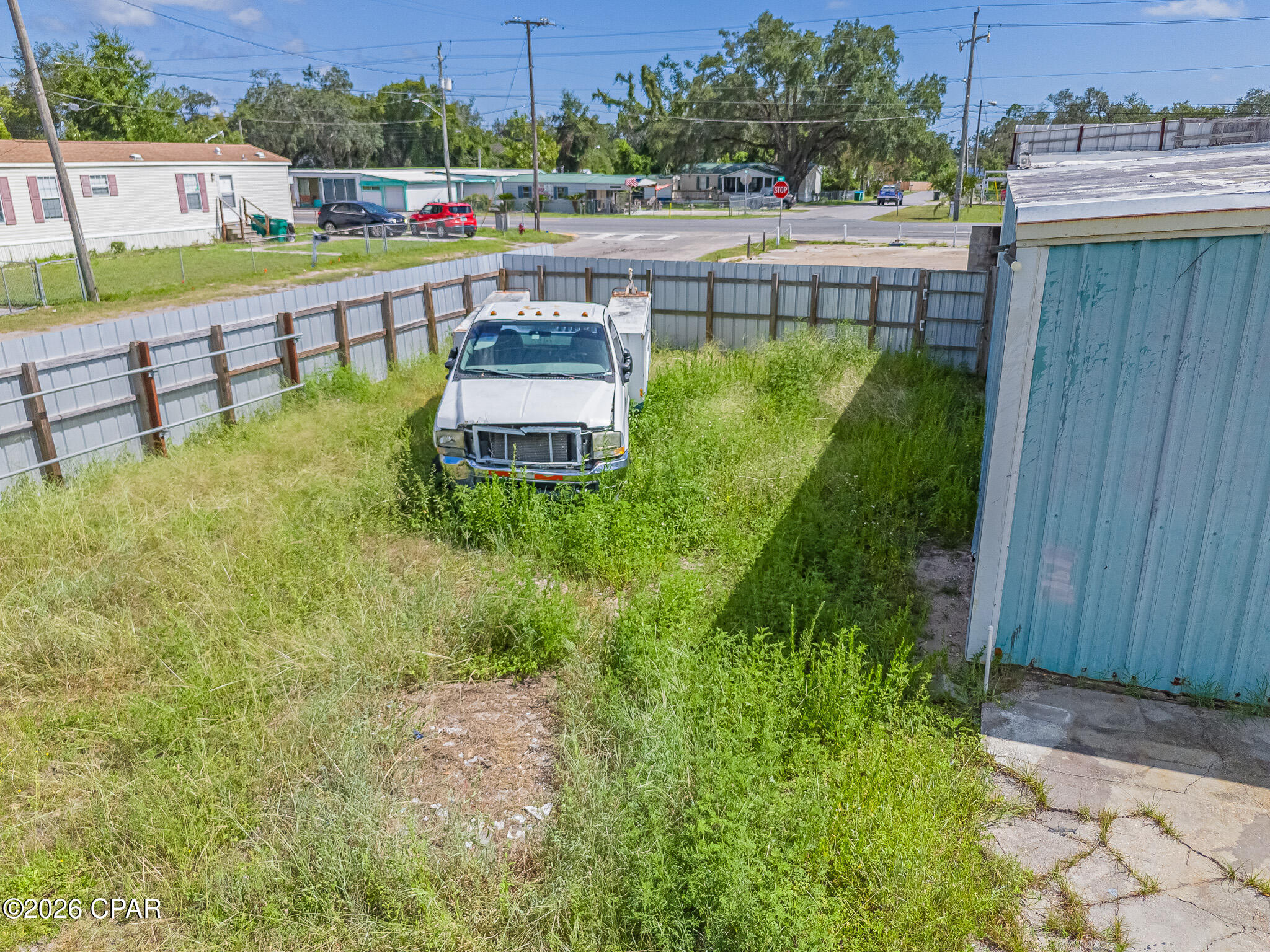 main property photo 32