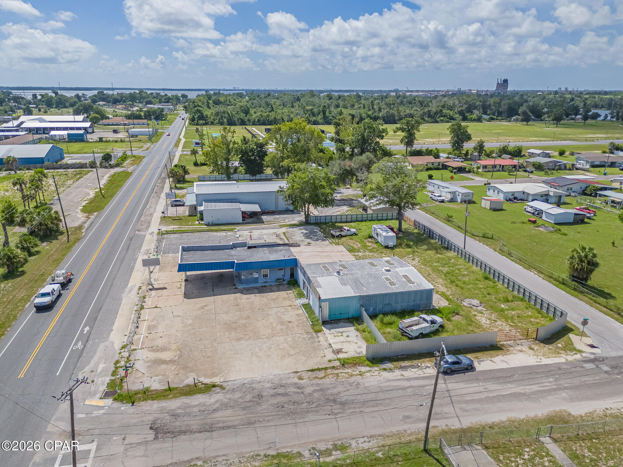 main property photo 35