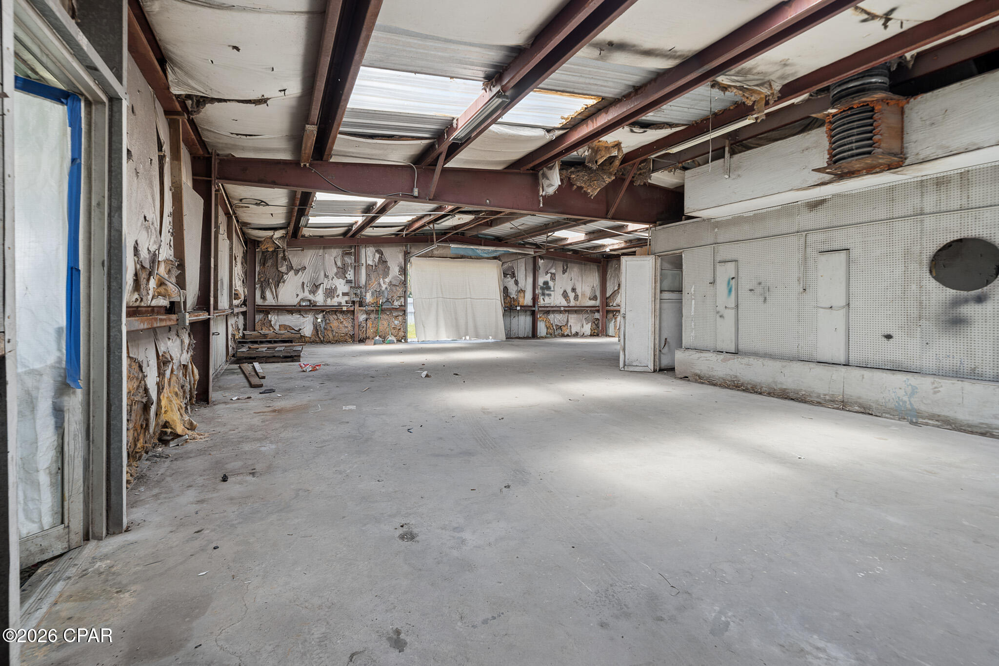 main property photo 8
