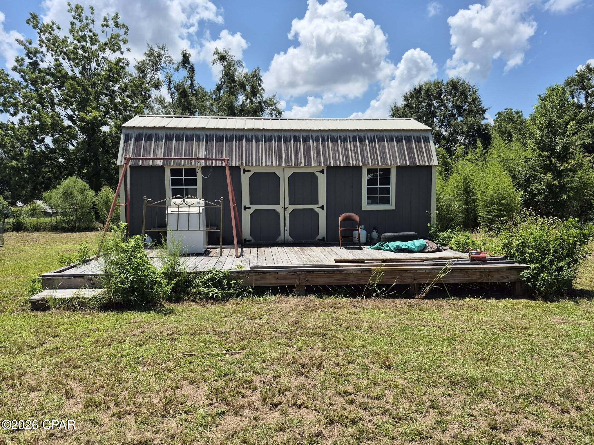 main property photo 11