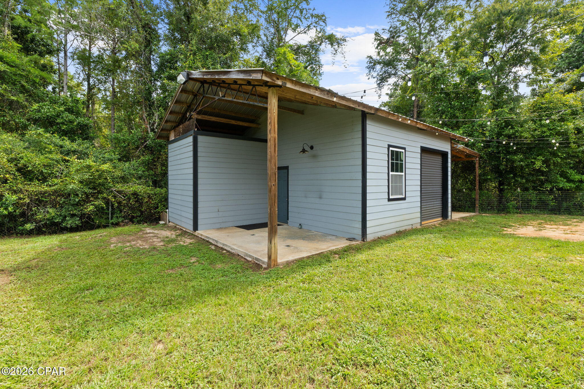 main property photo 34