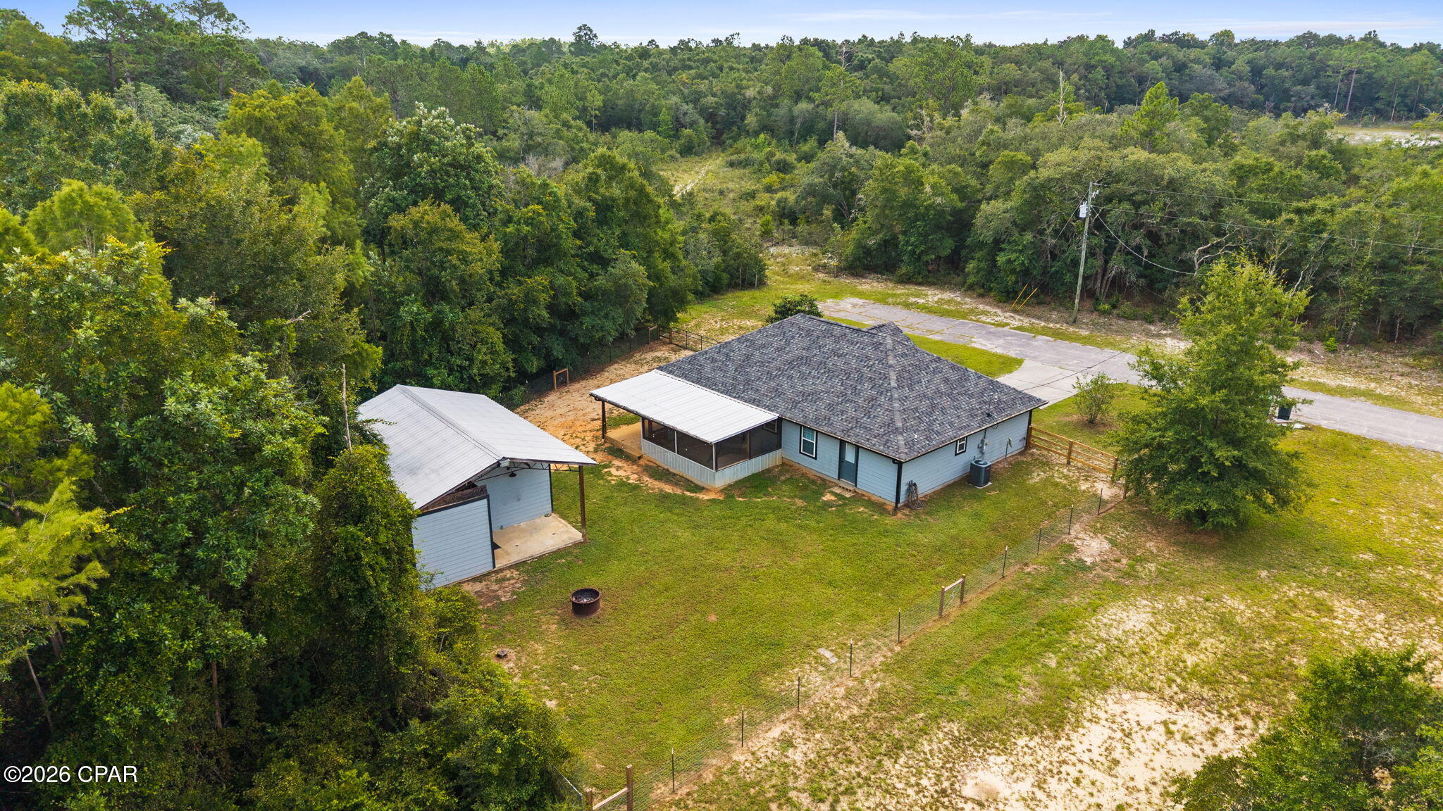 main property photo 40