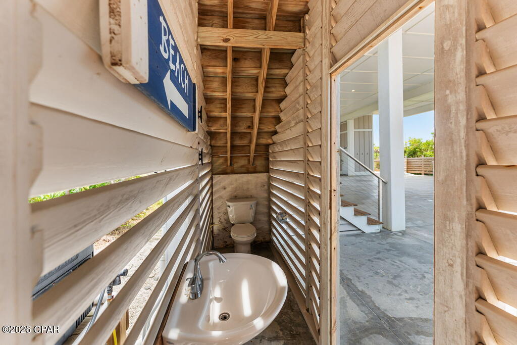 main property photo 69