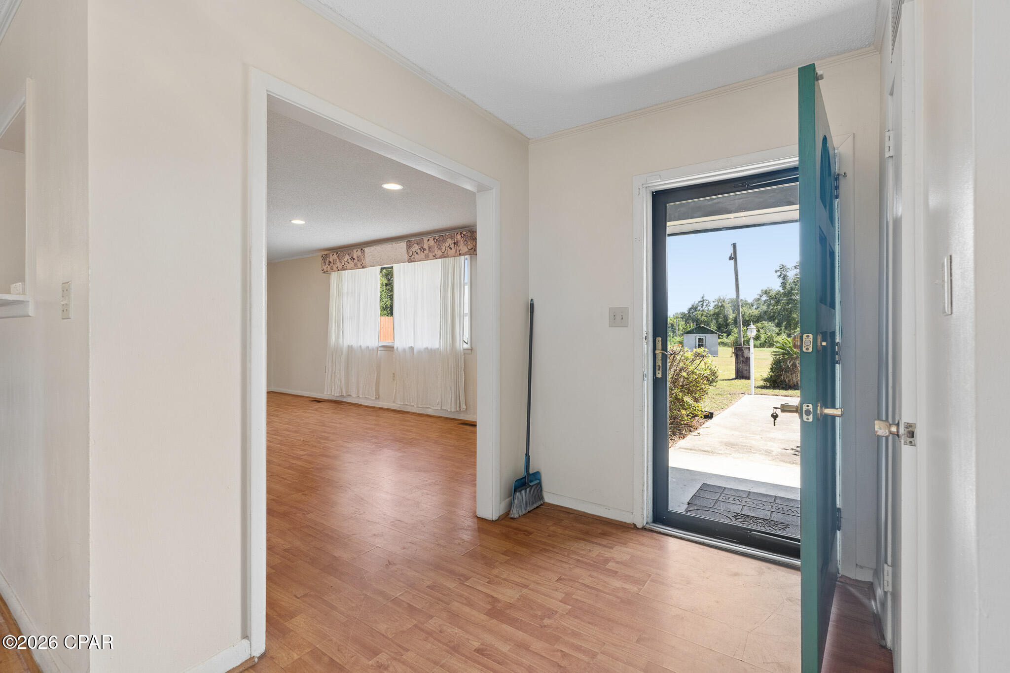 main property photo 18