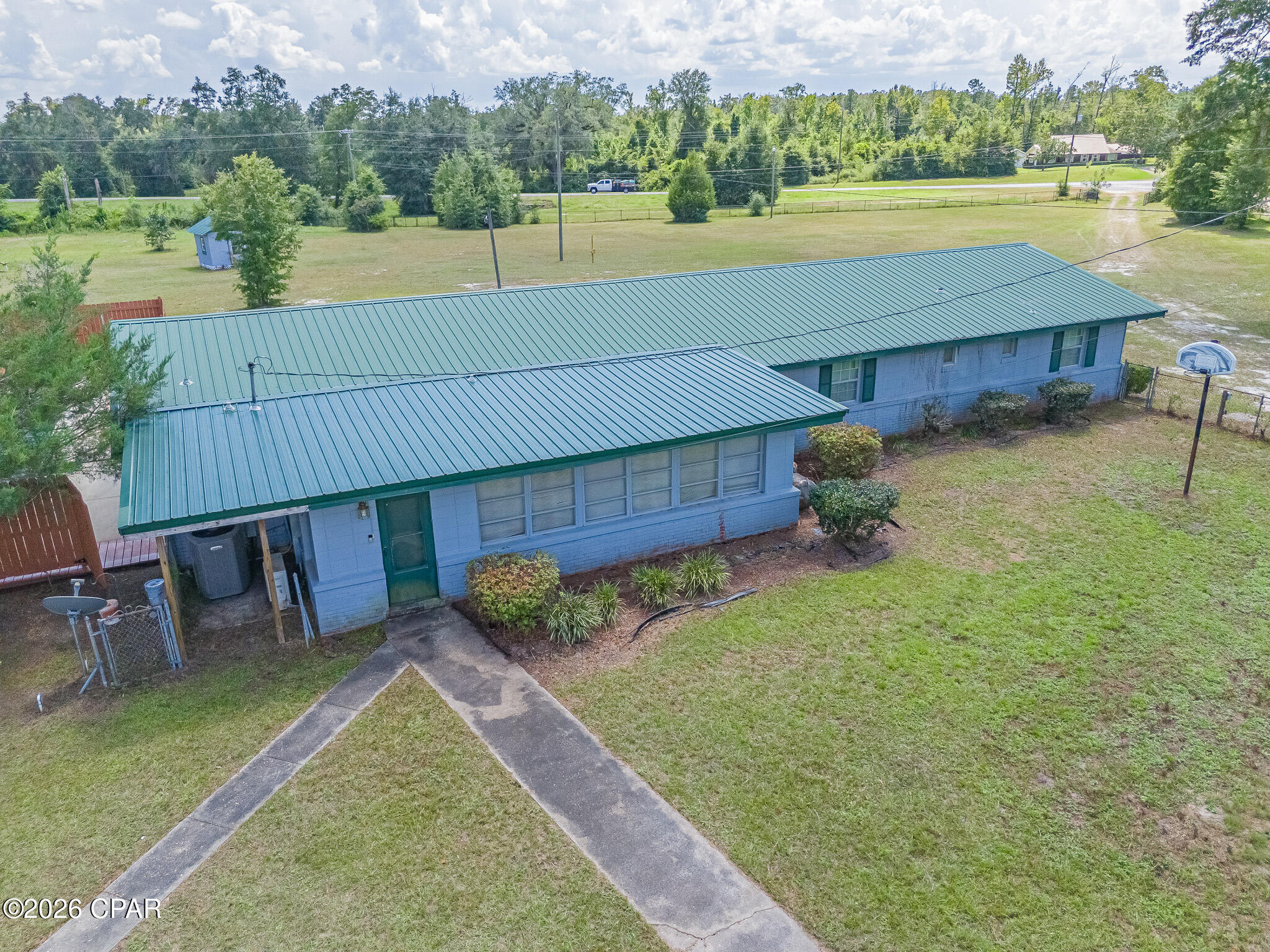 main property photo 41