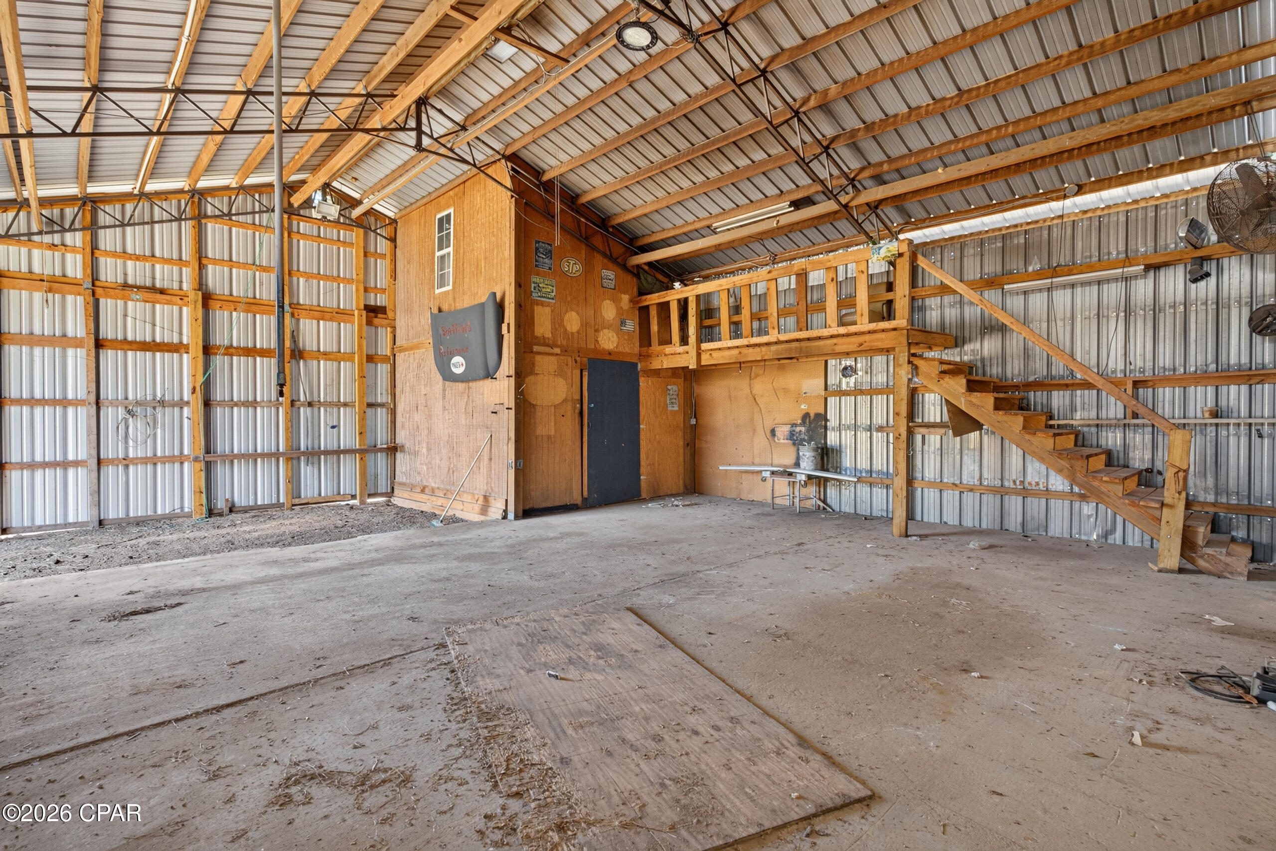 main property photo 39