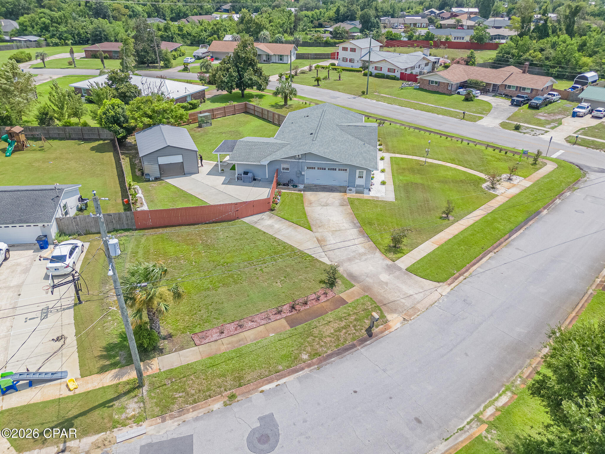 main property photo 45