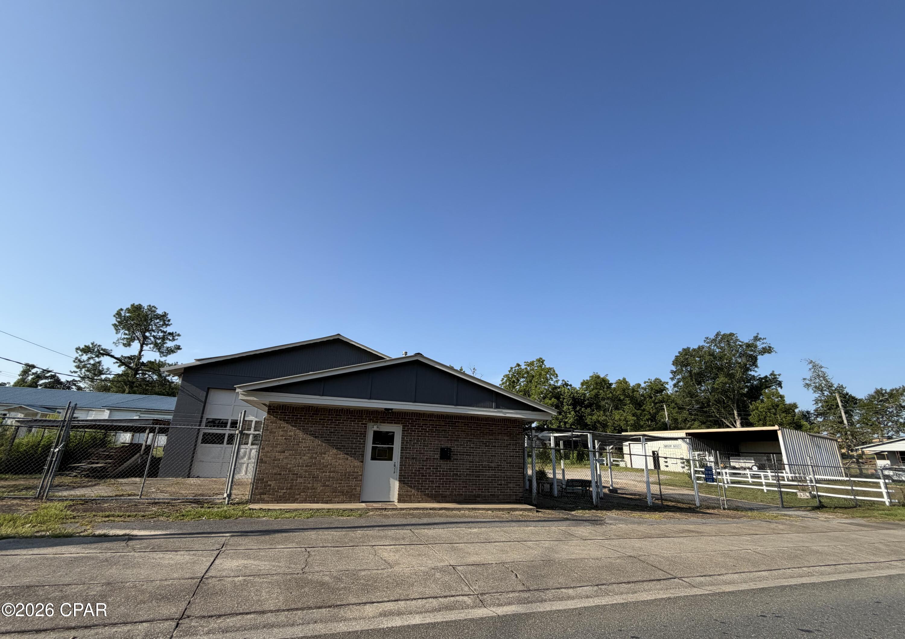 main property photo 0