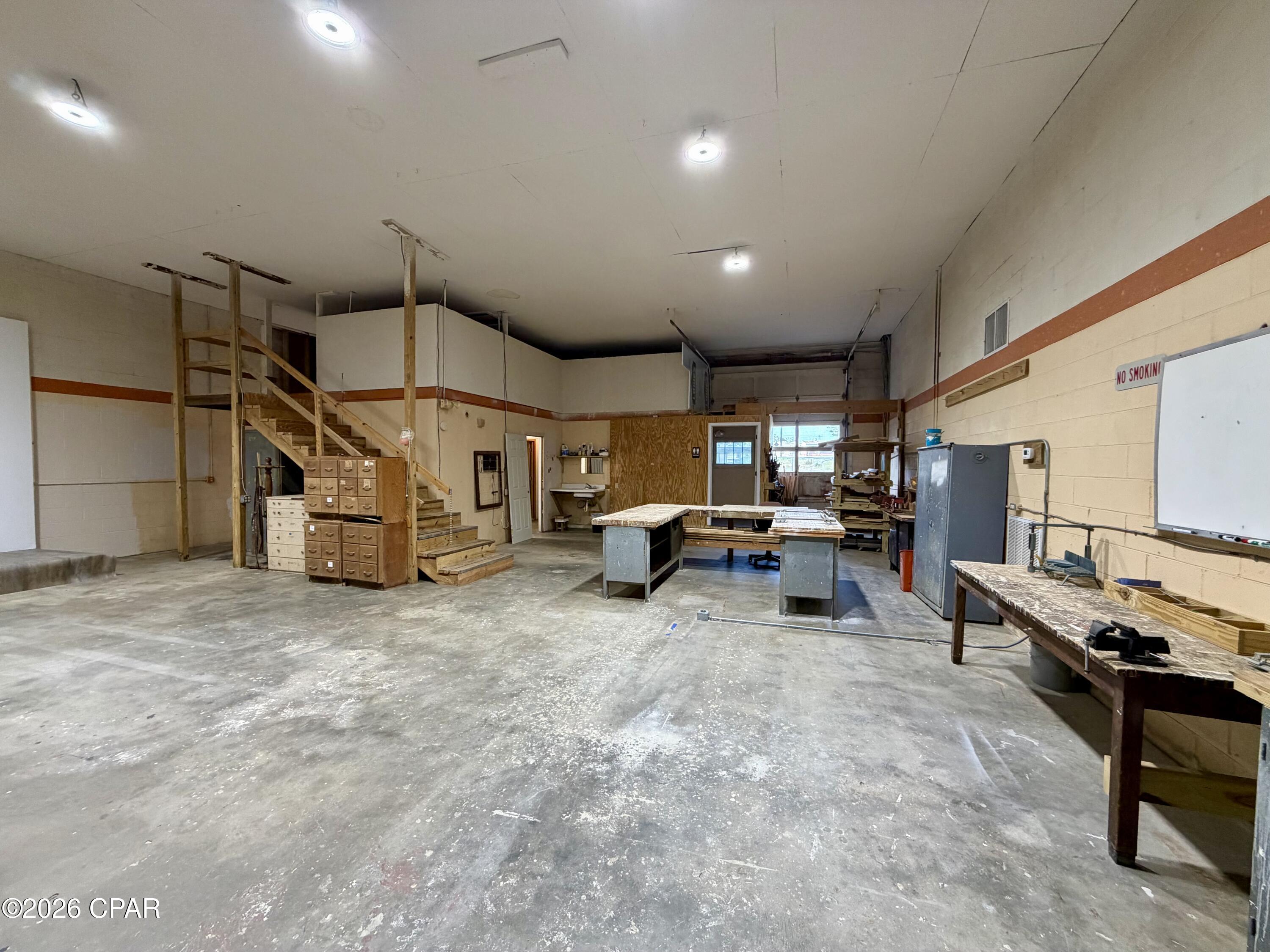 main property photo 18