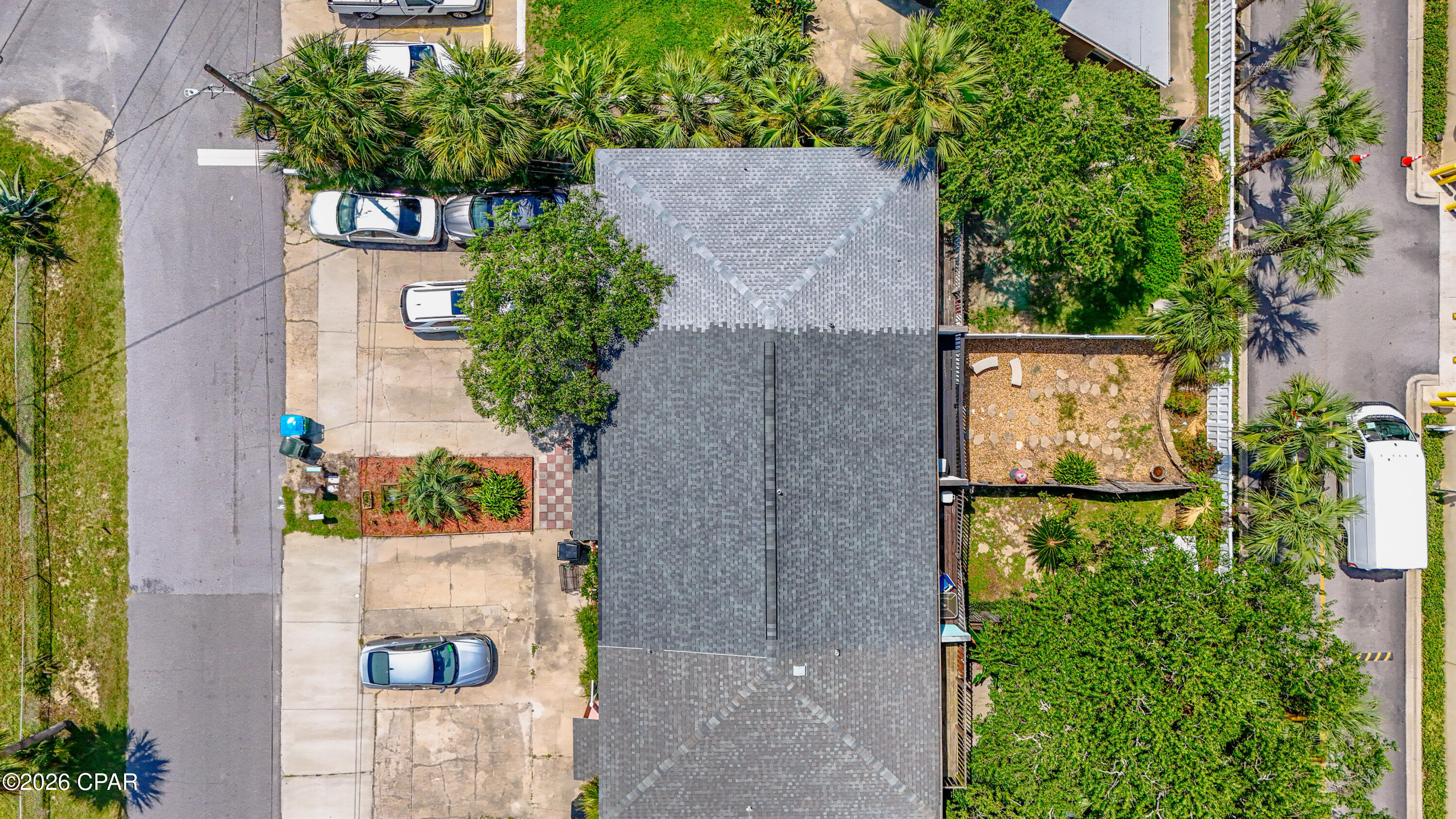 main property photo 50