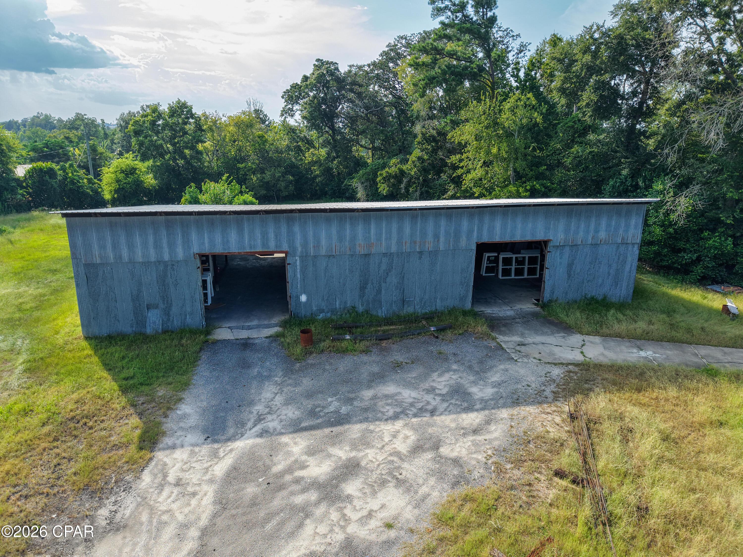 main property photo 6