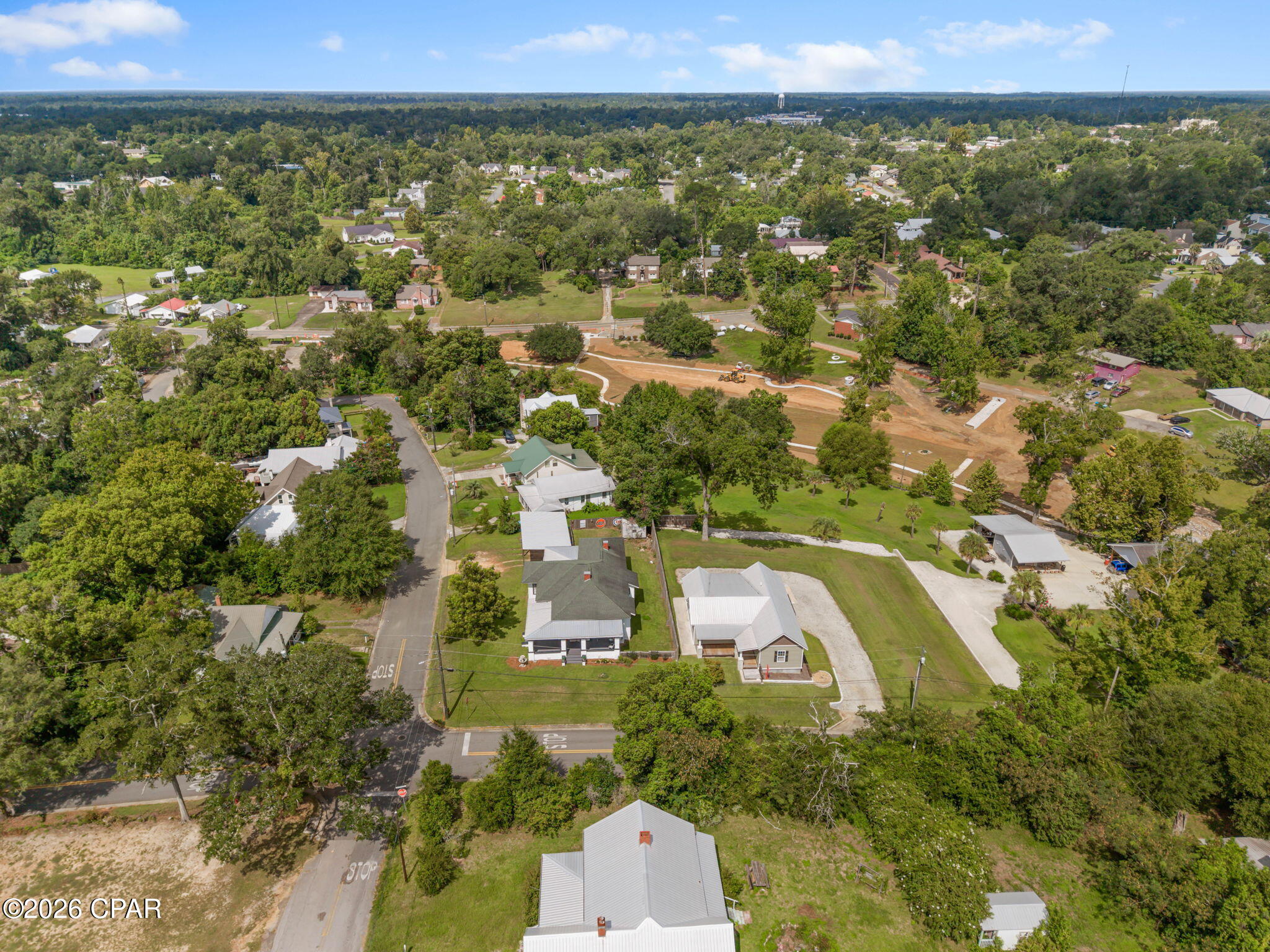 main property photo 30