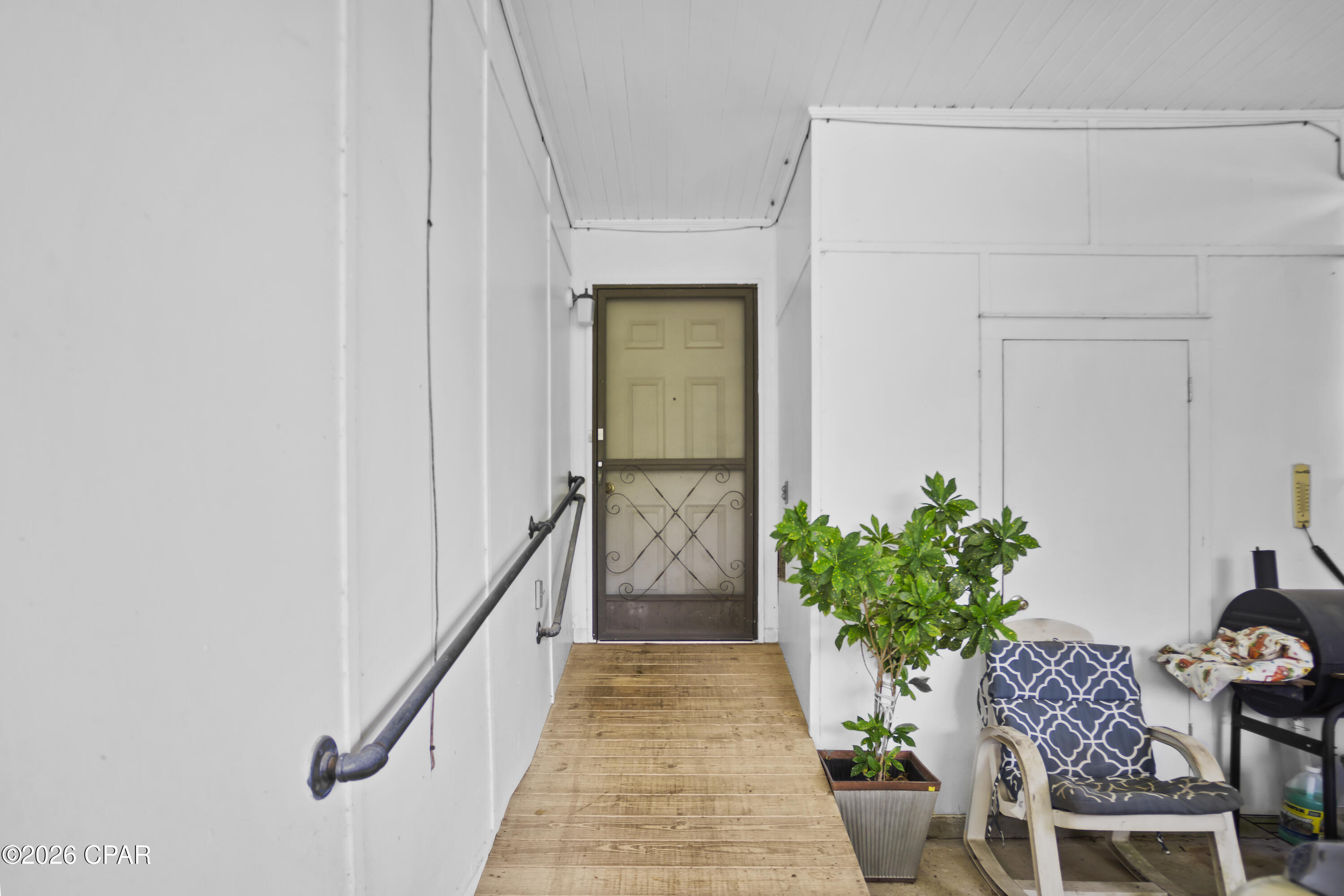 main property photo 25