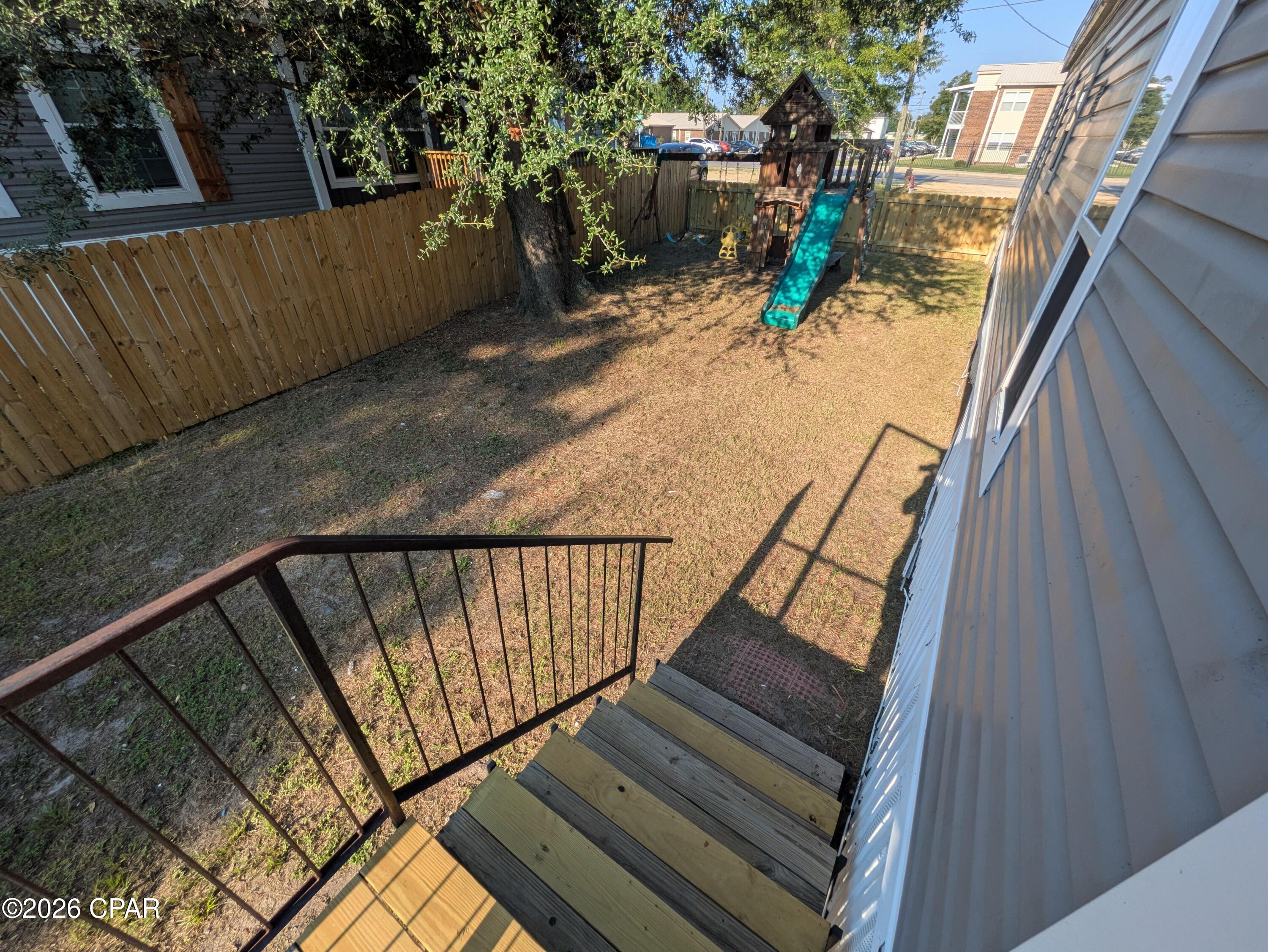 main property photo 25
