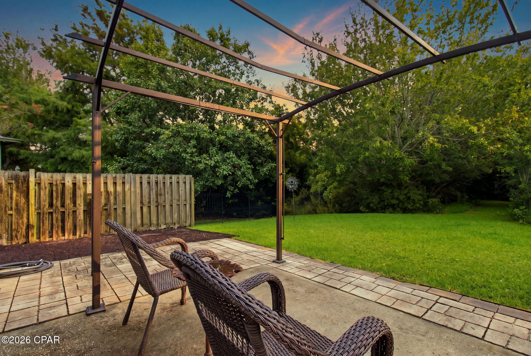 main property photo 33