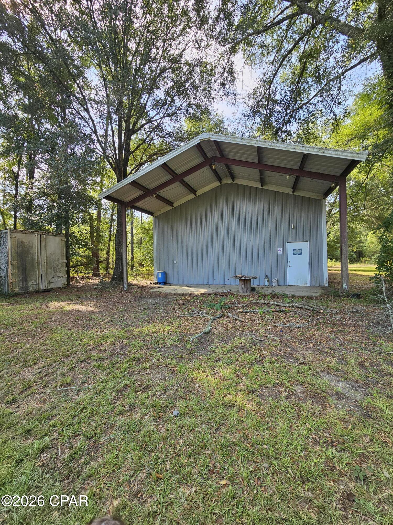 main property photo 14