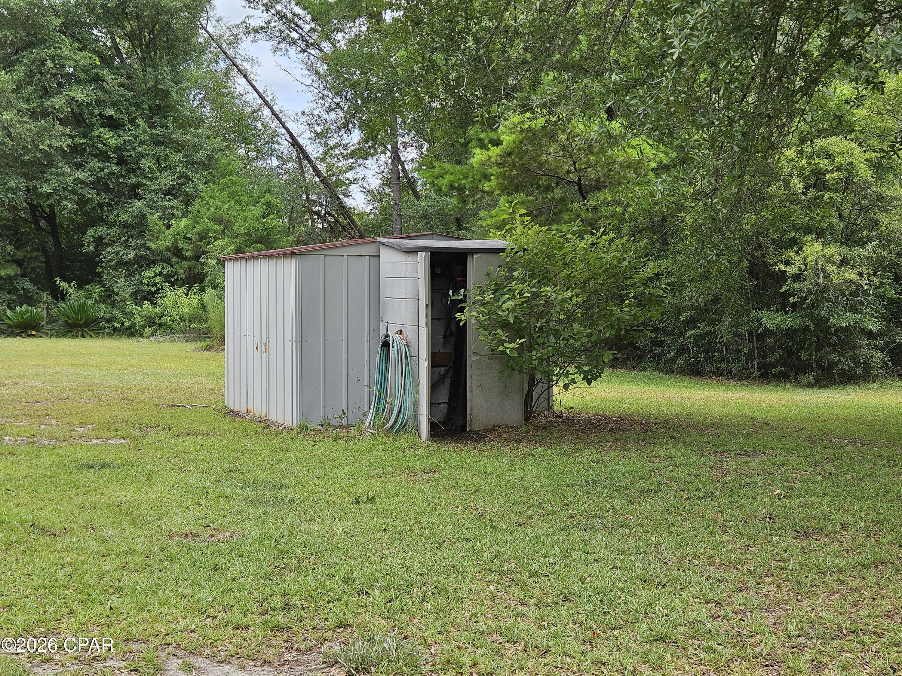 main property photo 17
