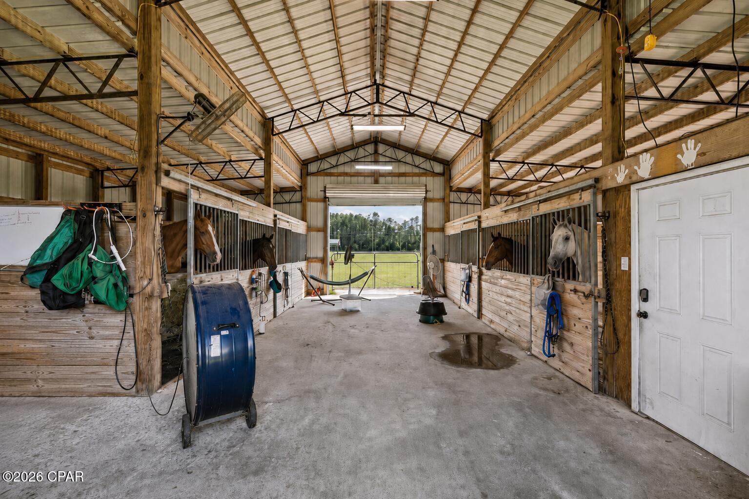main property photo 40