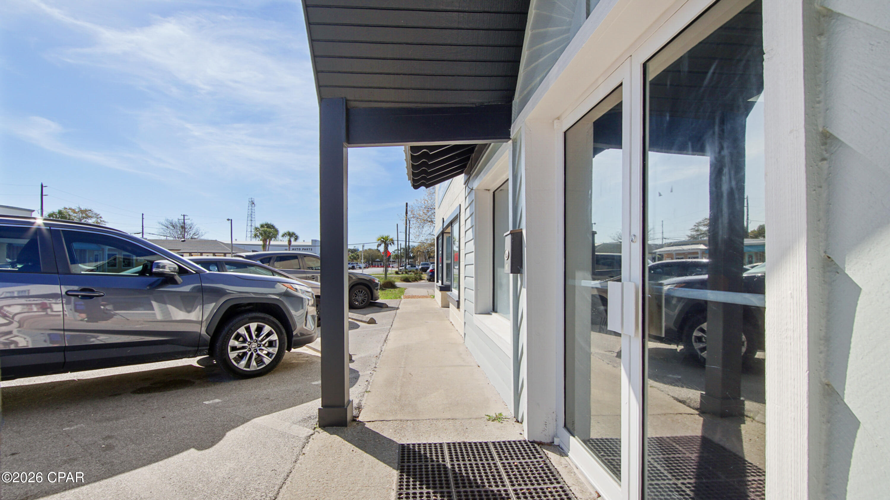 main property photo 29