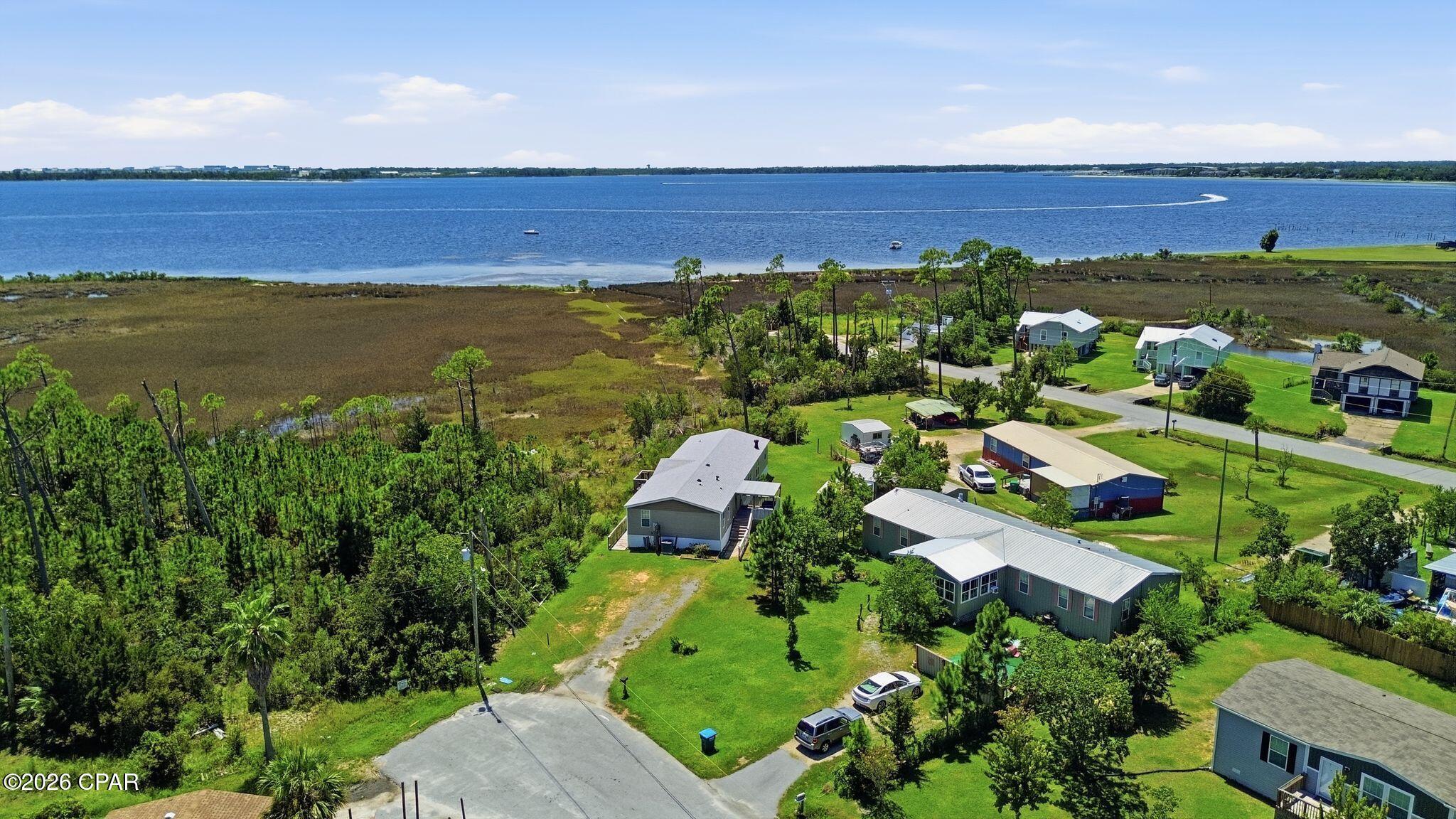 main property photo 32