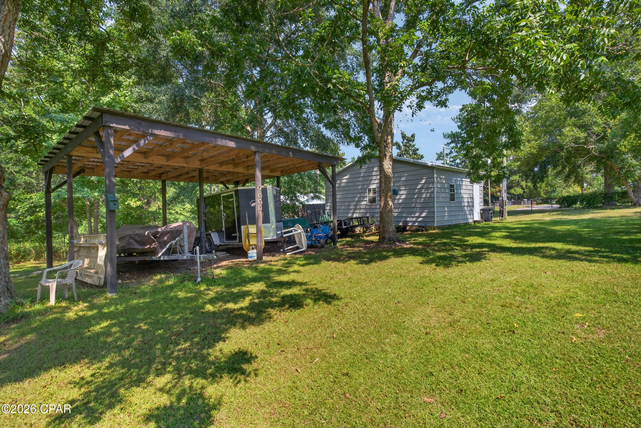 main property photo 40