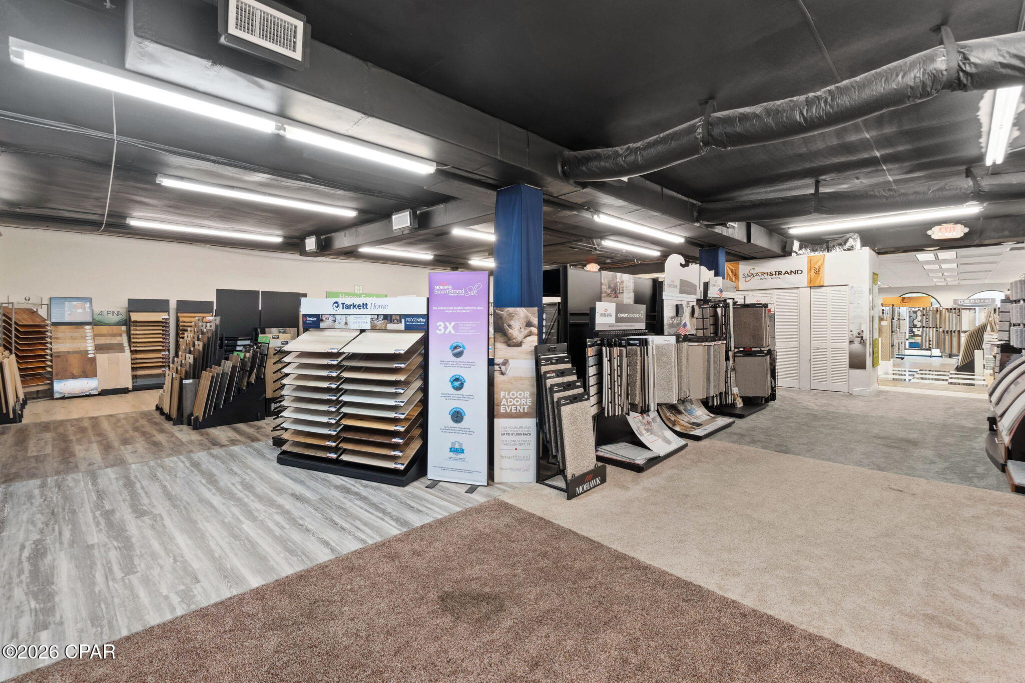 main property photo 19