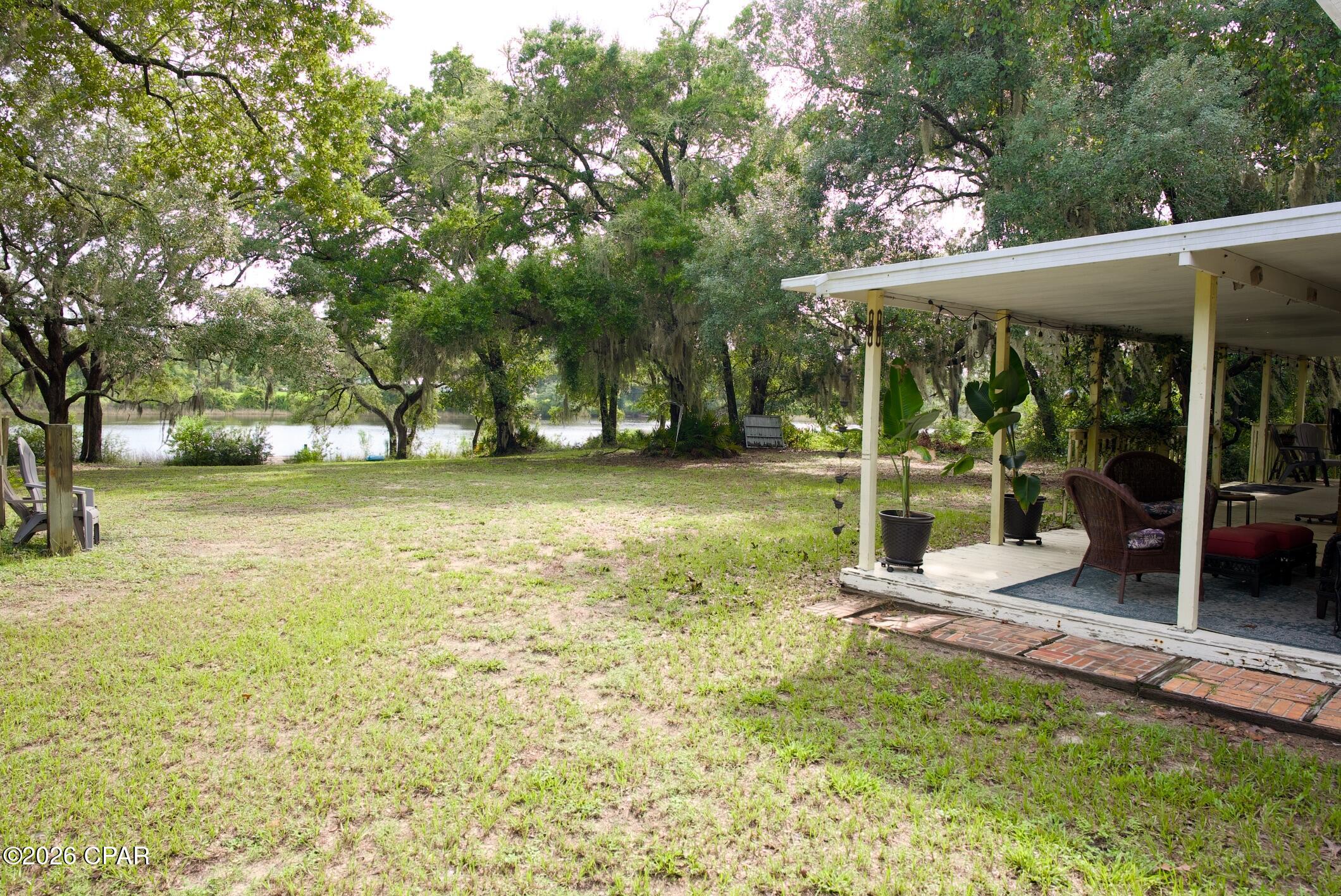 main property photo 28