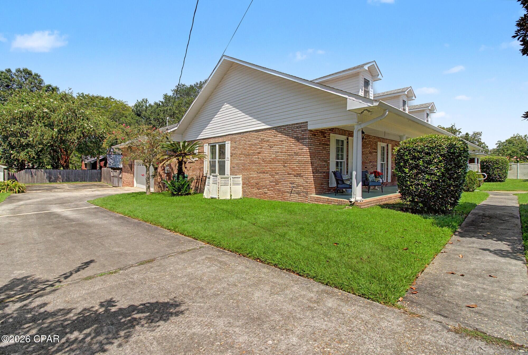 main property photo 4