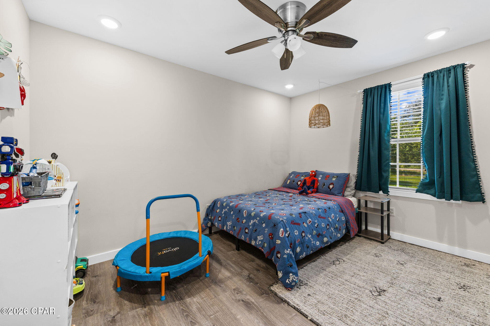 main property photo 16
