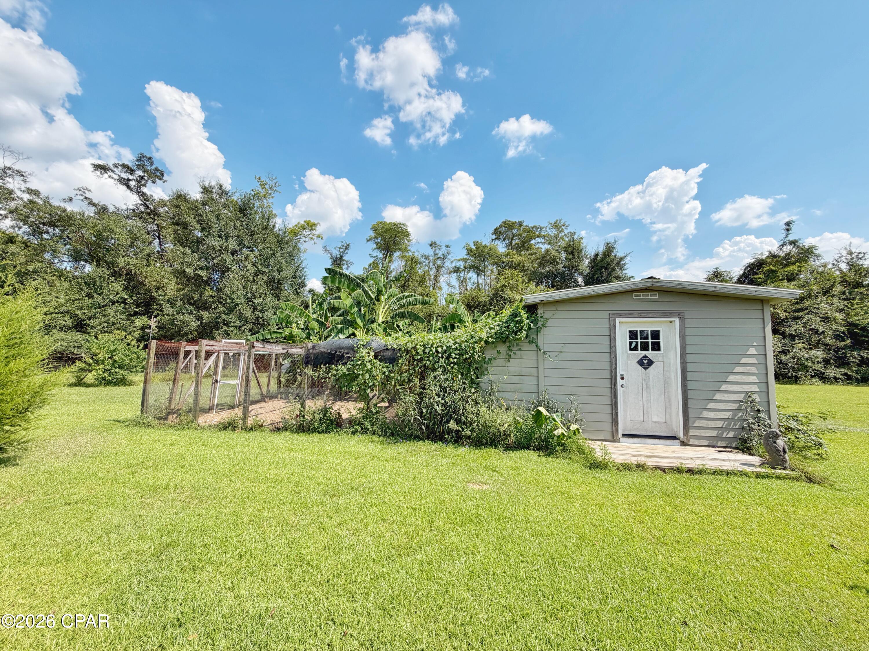 main property photo 10