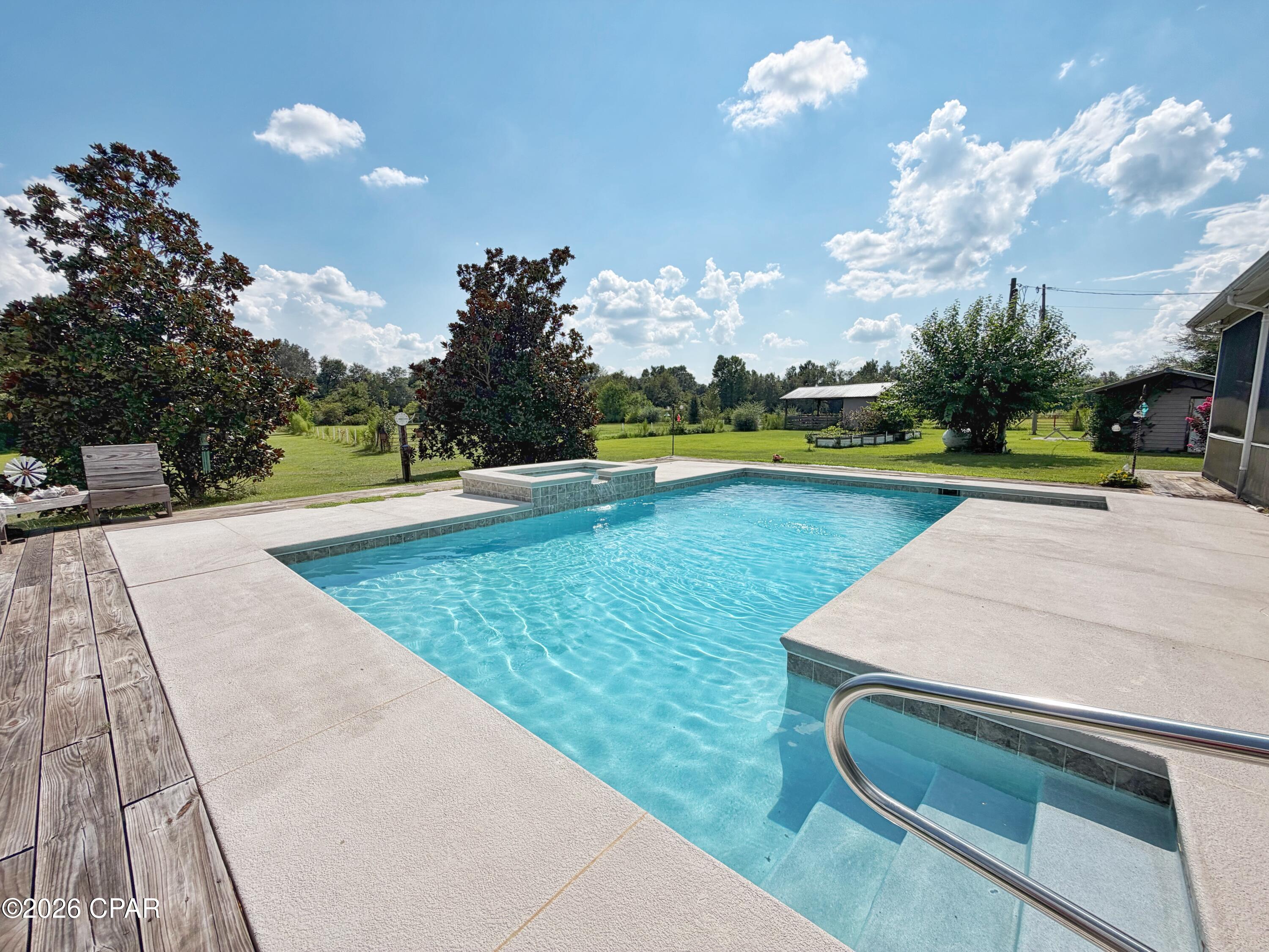 main property photo 34
