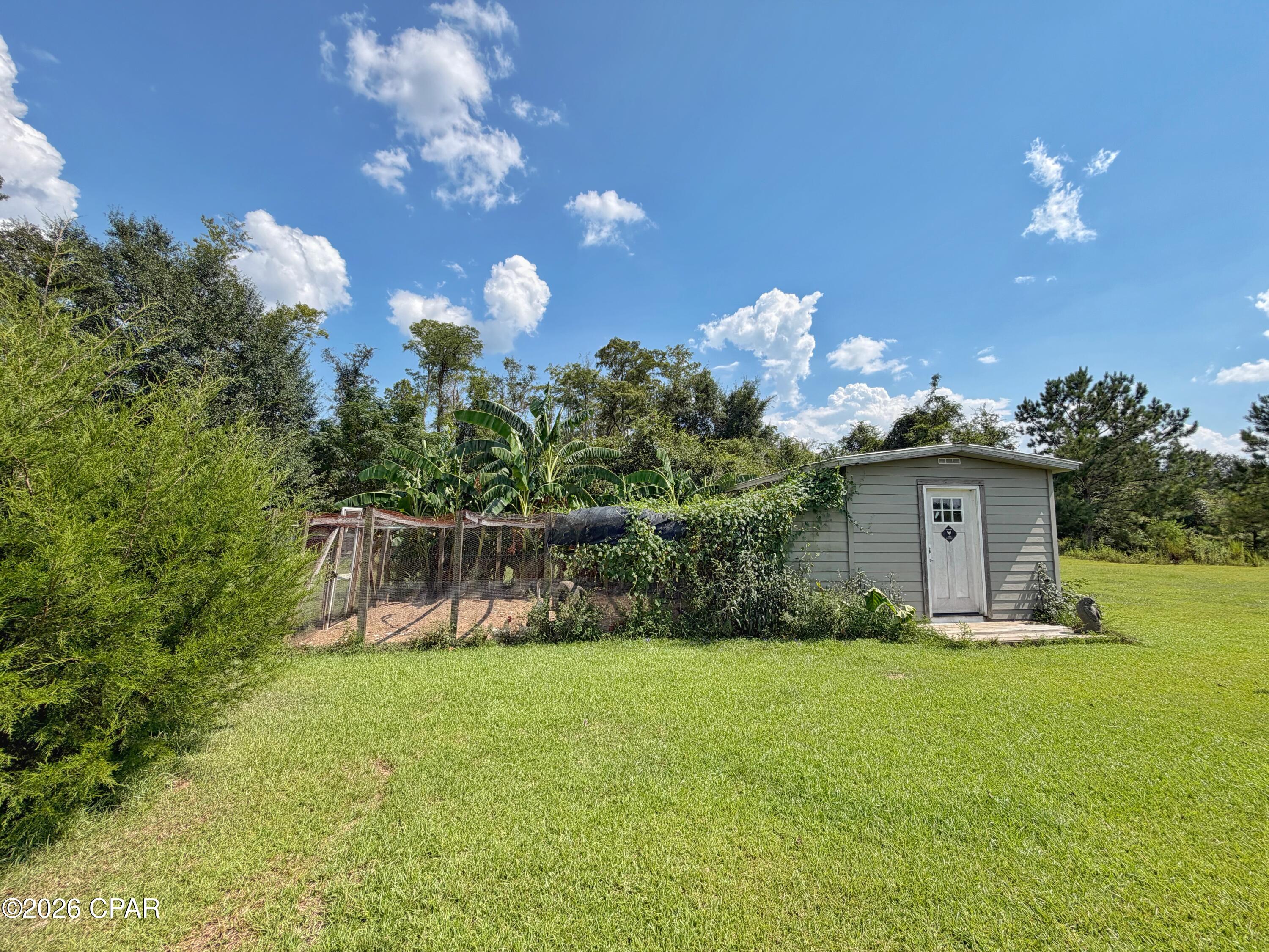 main property photo 41