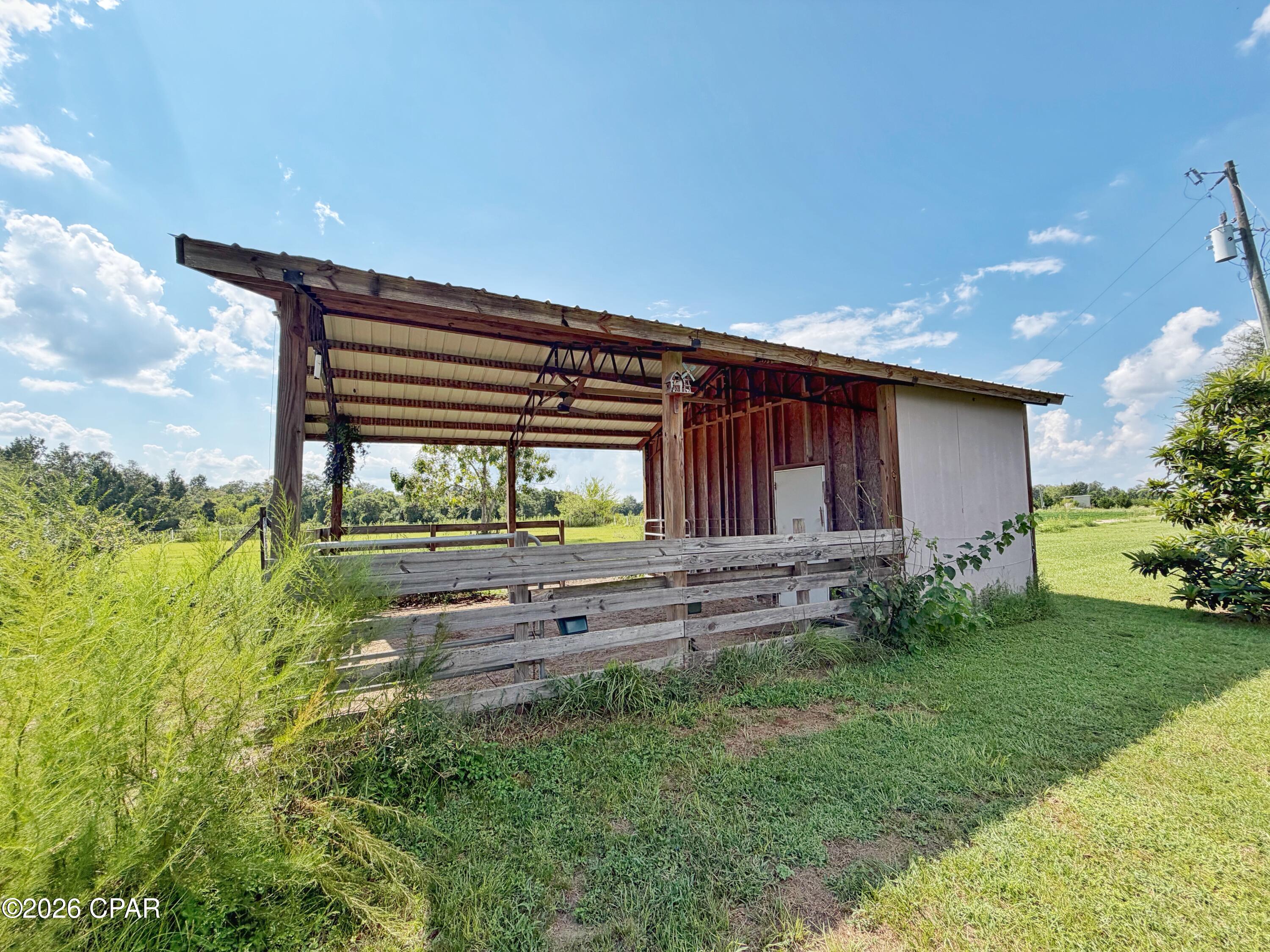 main property photo 7