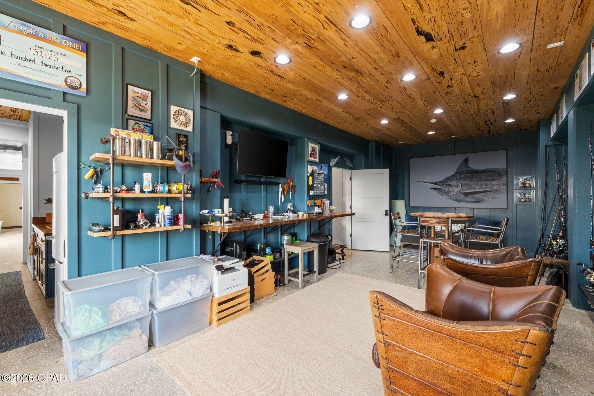 main property photo 78
