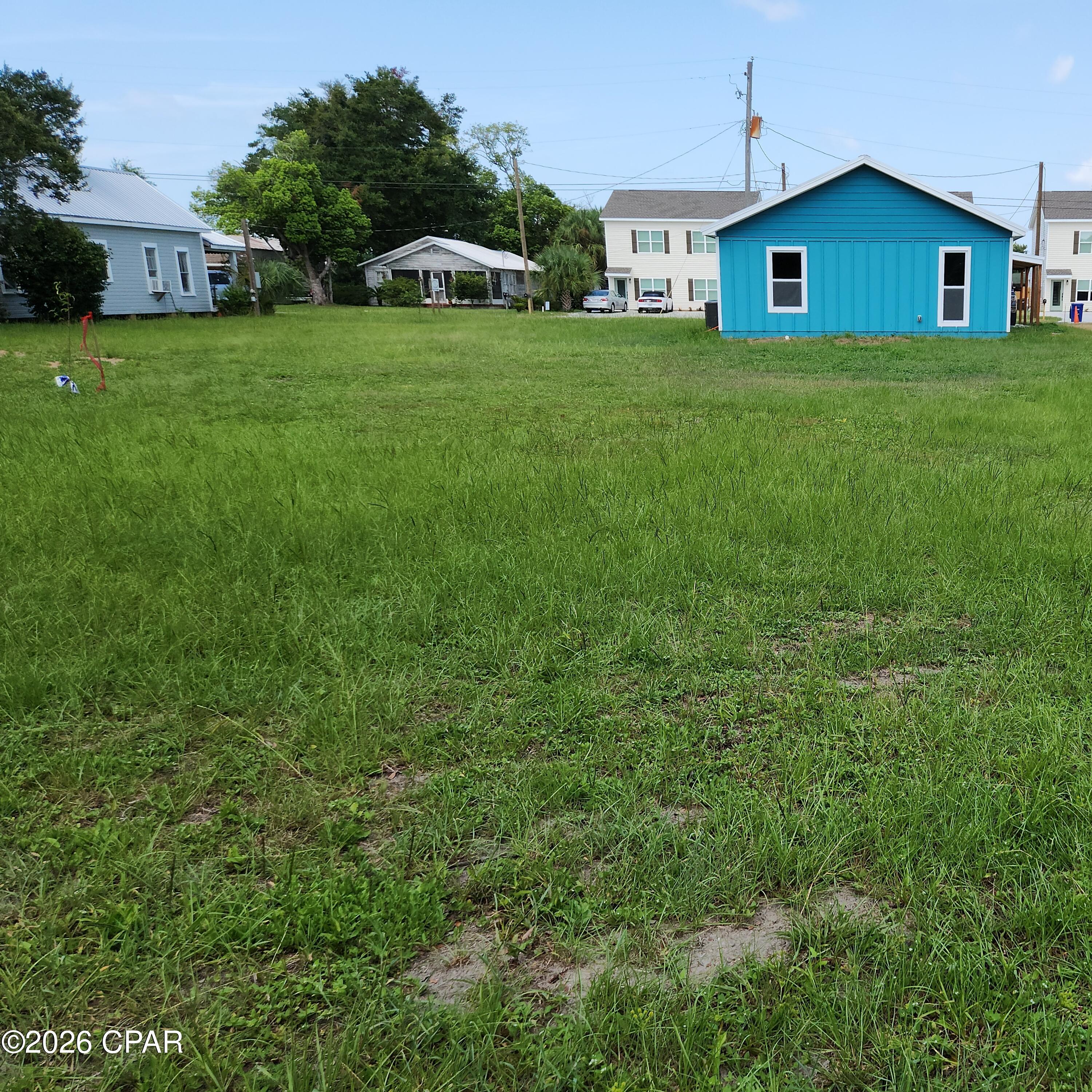 main property photo 36