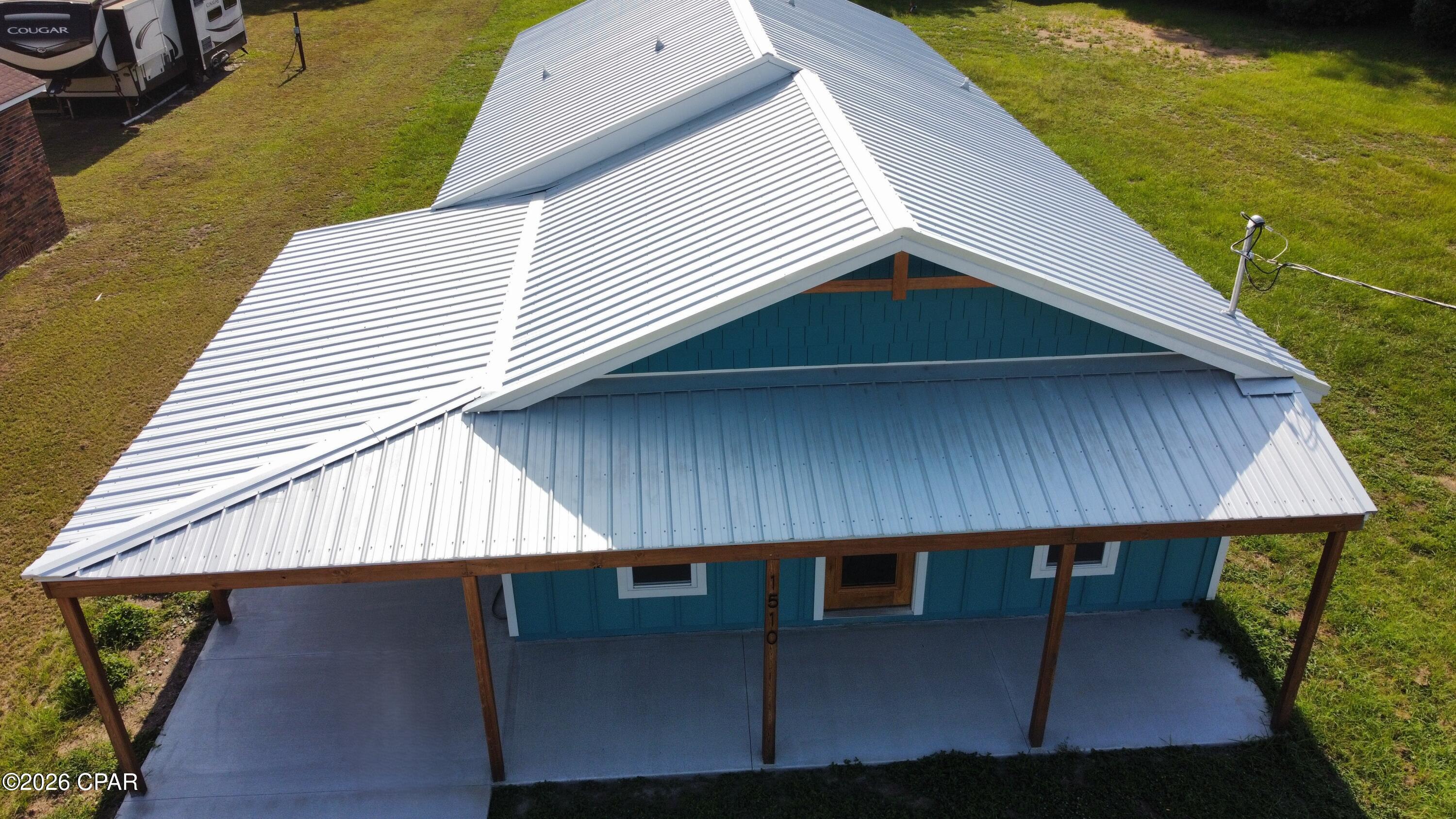 main property photo 41