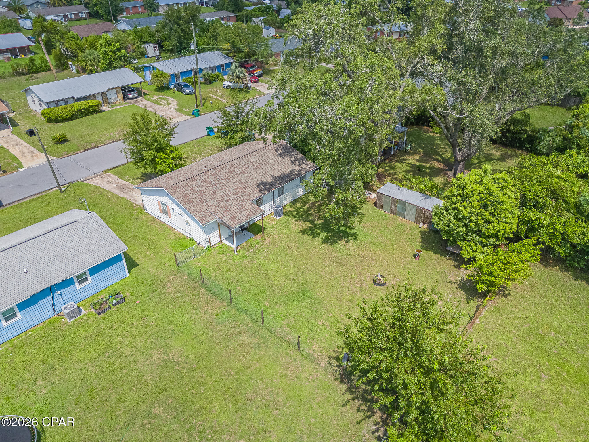 main property photo 27
