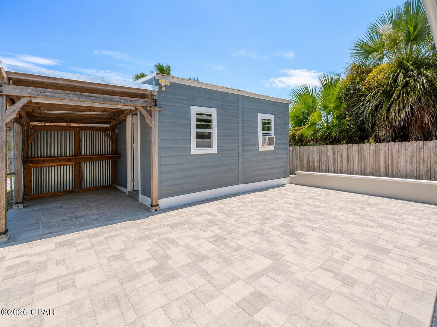 main property photo 50